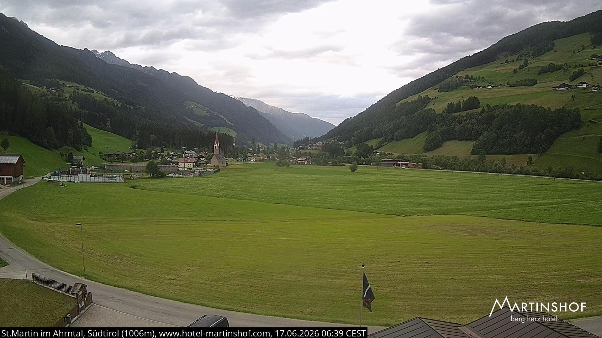 Archiv Foto Webcam Hotel Martinshof - St. Martin im Ahrntal