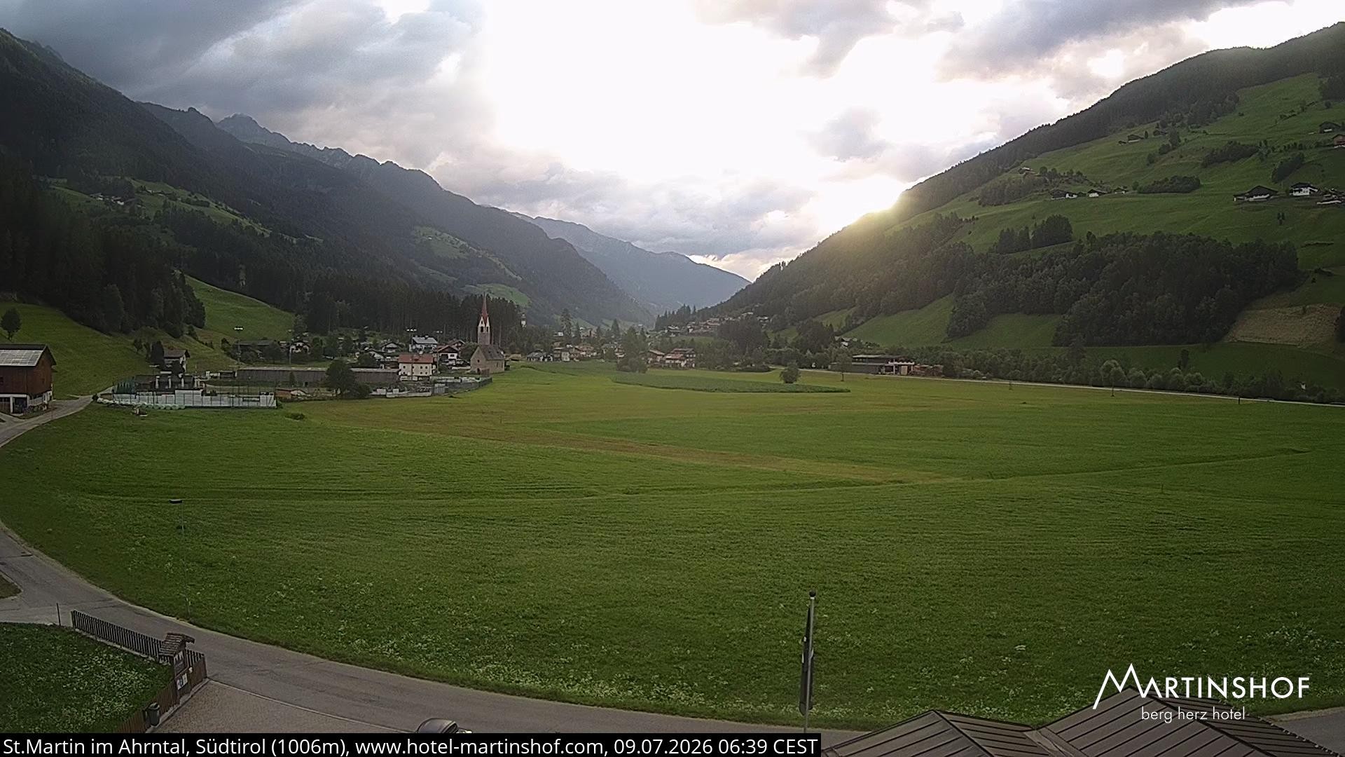 Archiv Foto Webcam Hotel Martinshof - St. Martin im Ahrntal