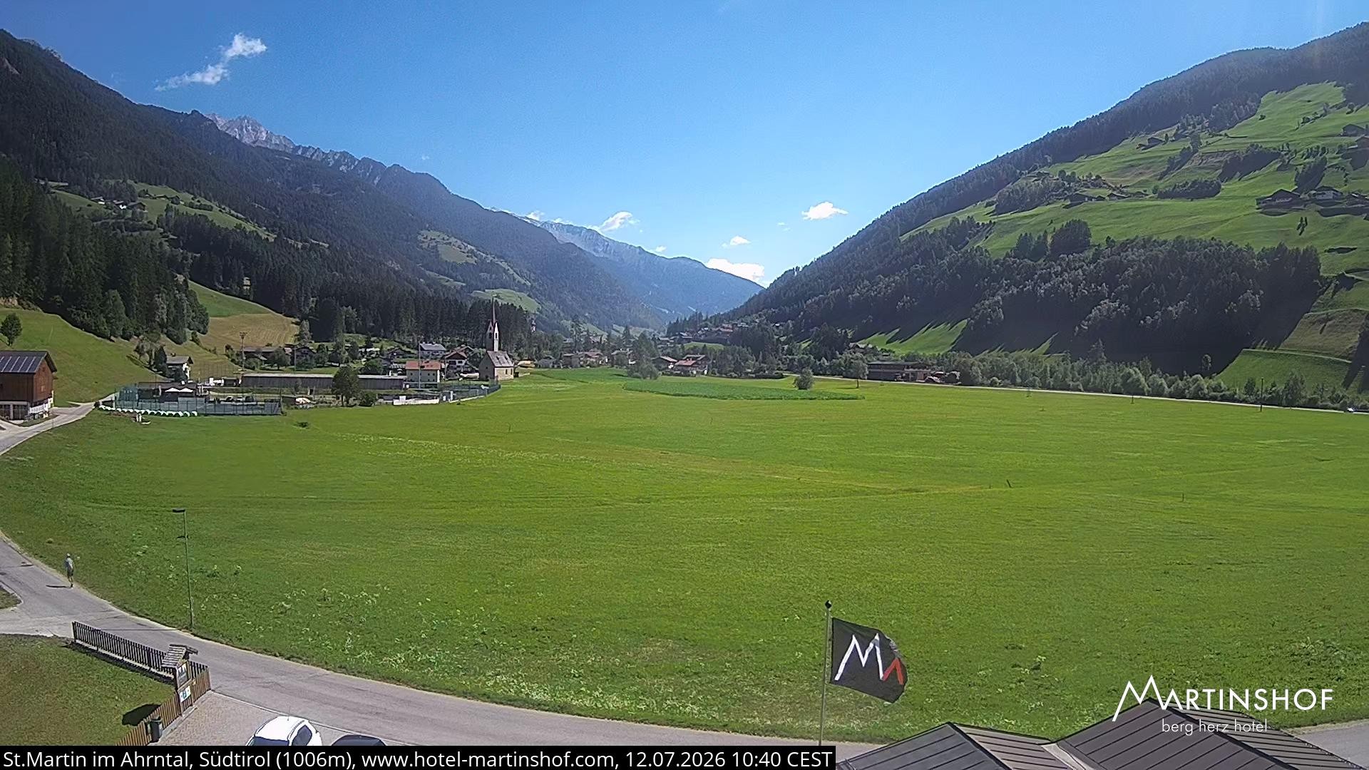 Archived image Webcam Hotel Martinshof - St. Martin - South Tyrol