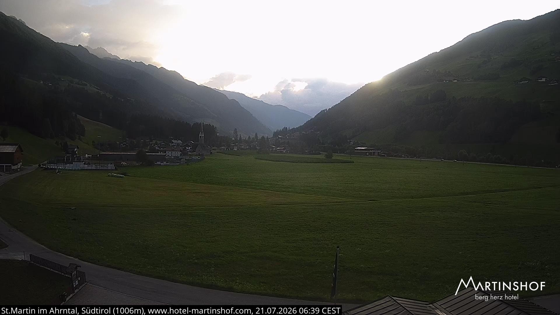 Archiv Foto Webcam Hotel Martinshof - St. Martin im Ahrntal