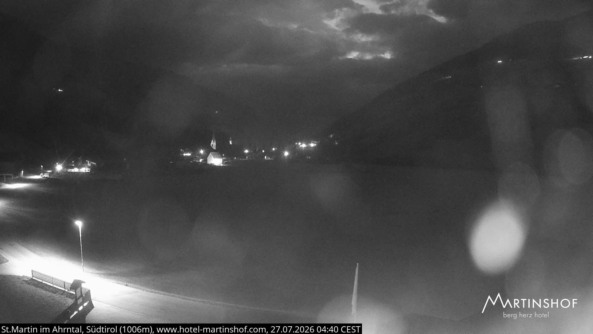 Archiv Foto Webcam Hotel Martinshof - St. Martin im Ahrntal