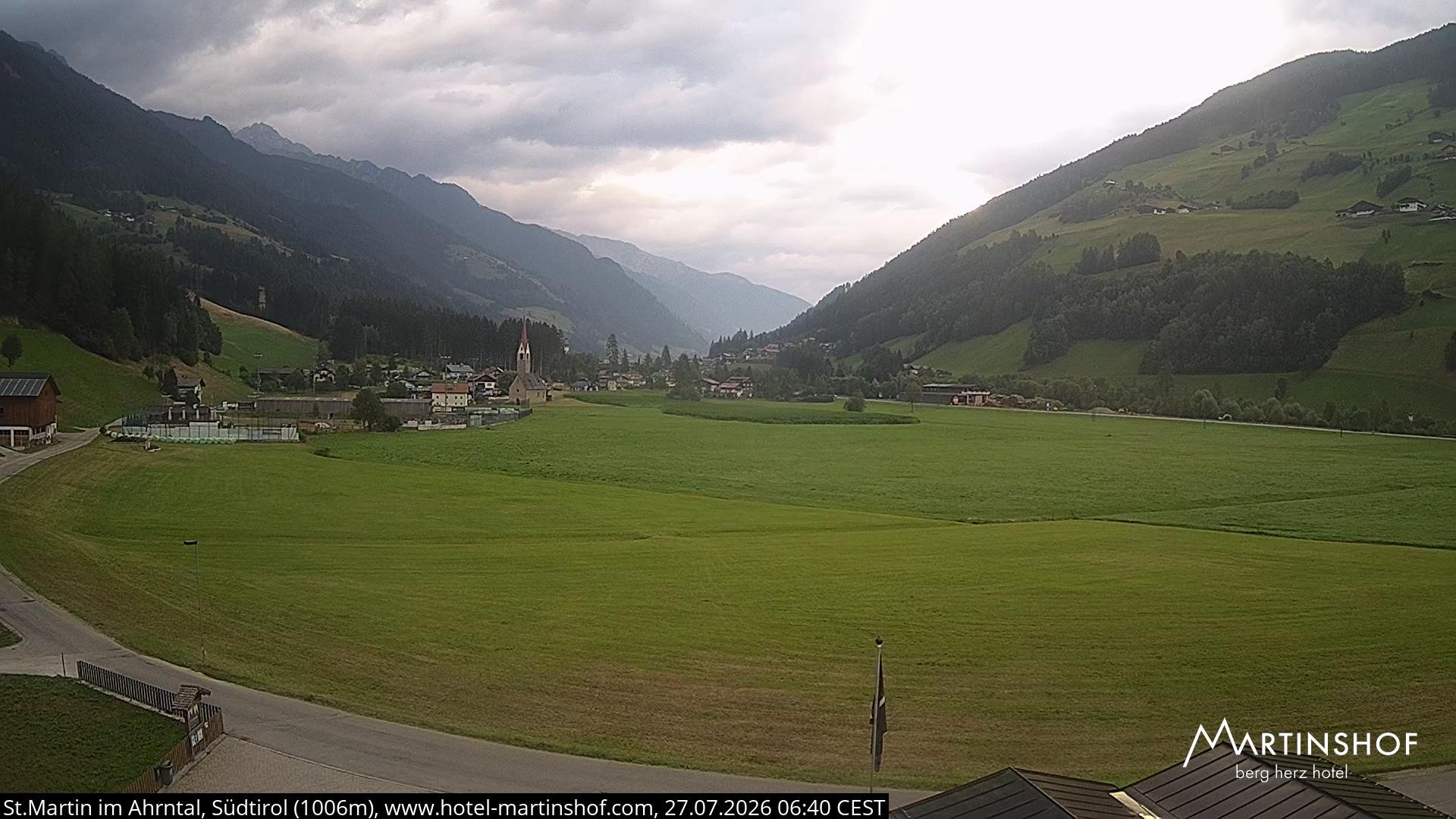 Archiv Foto Webcam Hotel Martinshof - St. Martin im Ahrntal