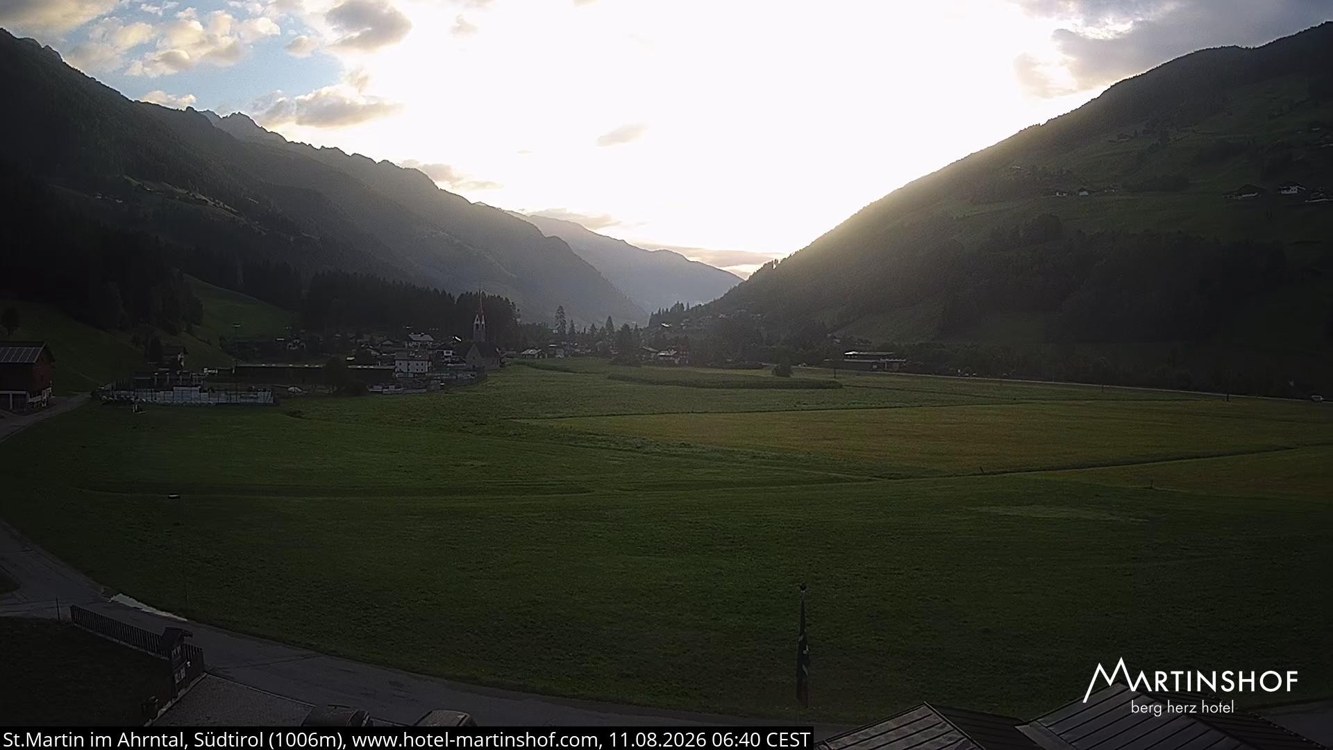 Archived image Webcam Hotel Martinshof - St. Martin - South Tyrol