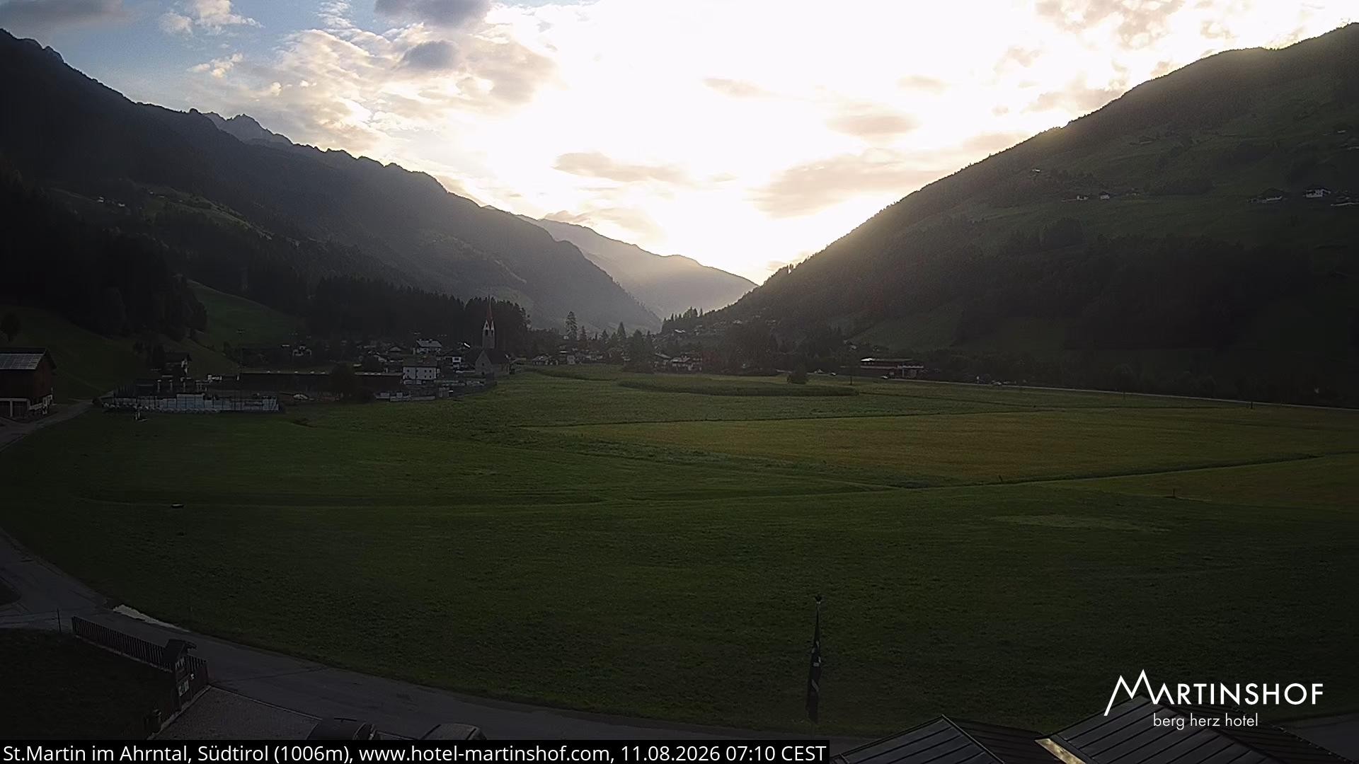 Archived image Webcam Hotel Martinshof - St. Martin - South Tyrol