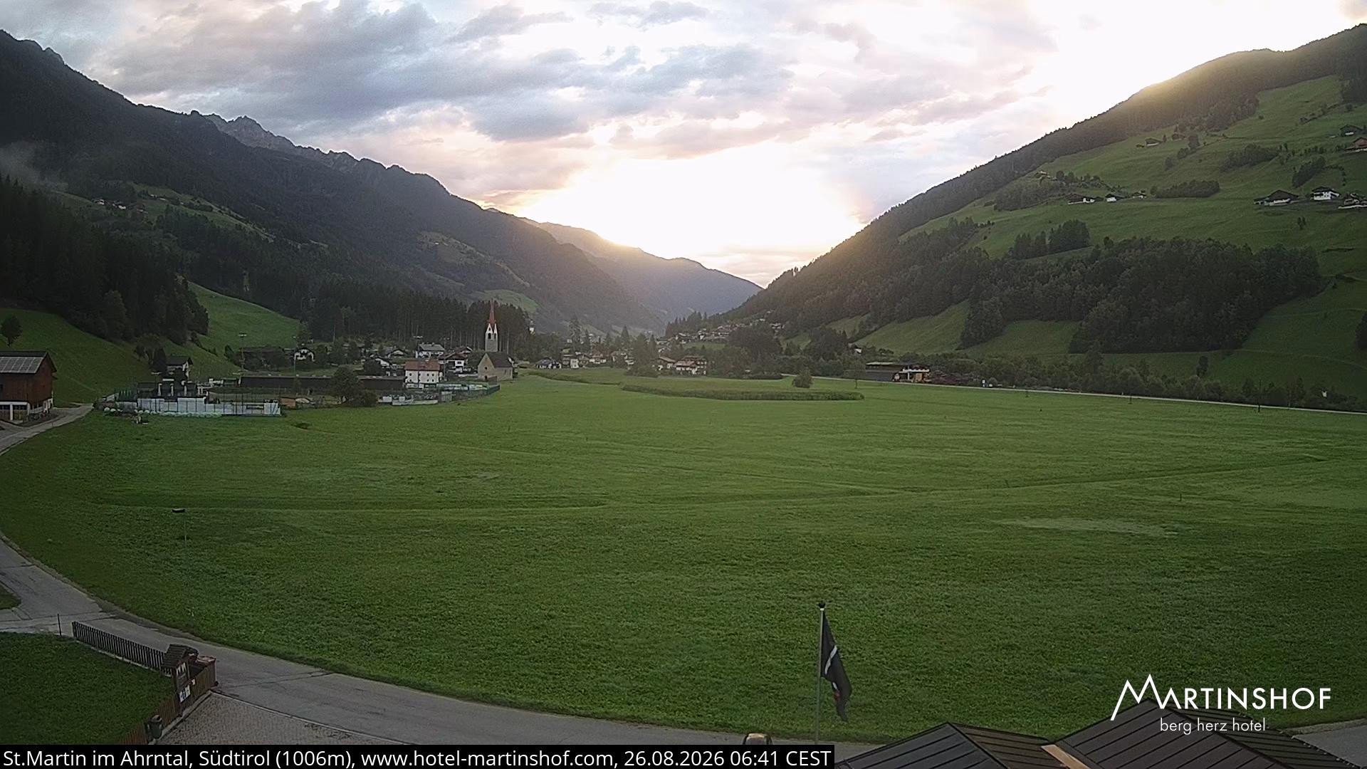 Archiv Foto Webcam Hotel Martinshof - St. Martin im Ahrntal