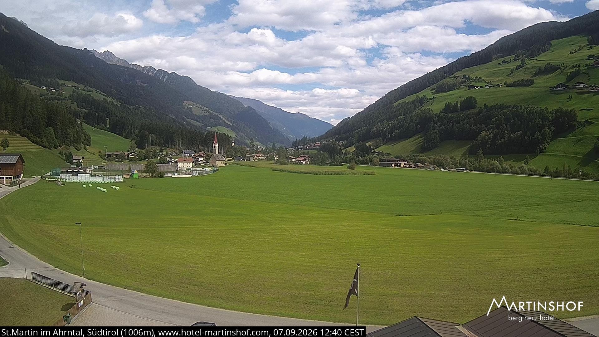 Archiv Foto Webcam Hotel Martinshof - St. Martin im Ahrntal
