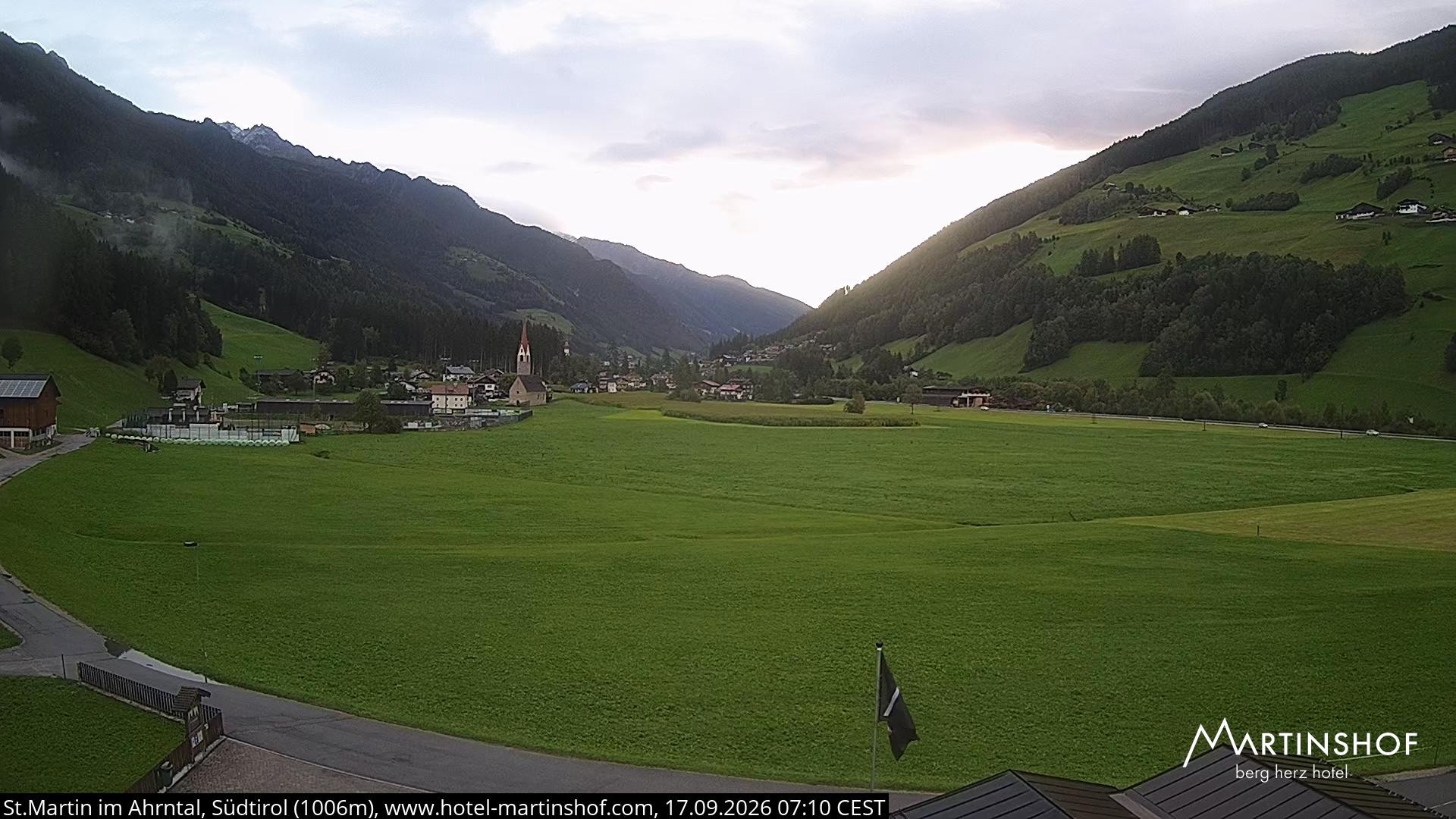 Archiv Foto Webcam Hotel Martinshof - St. Martin im Ahrntal