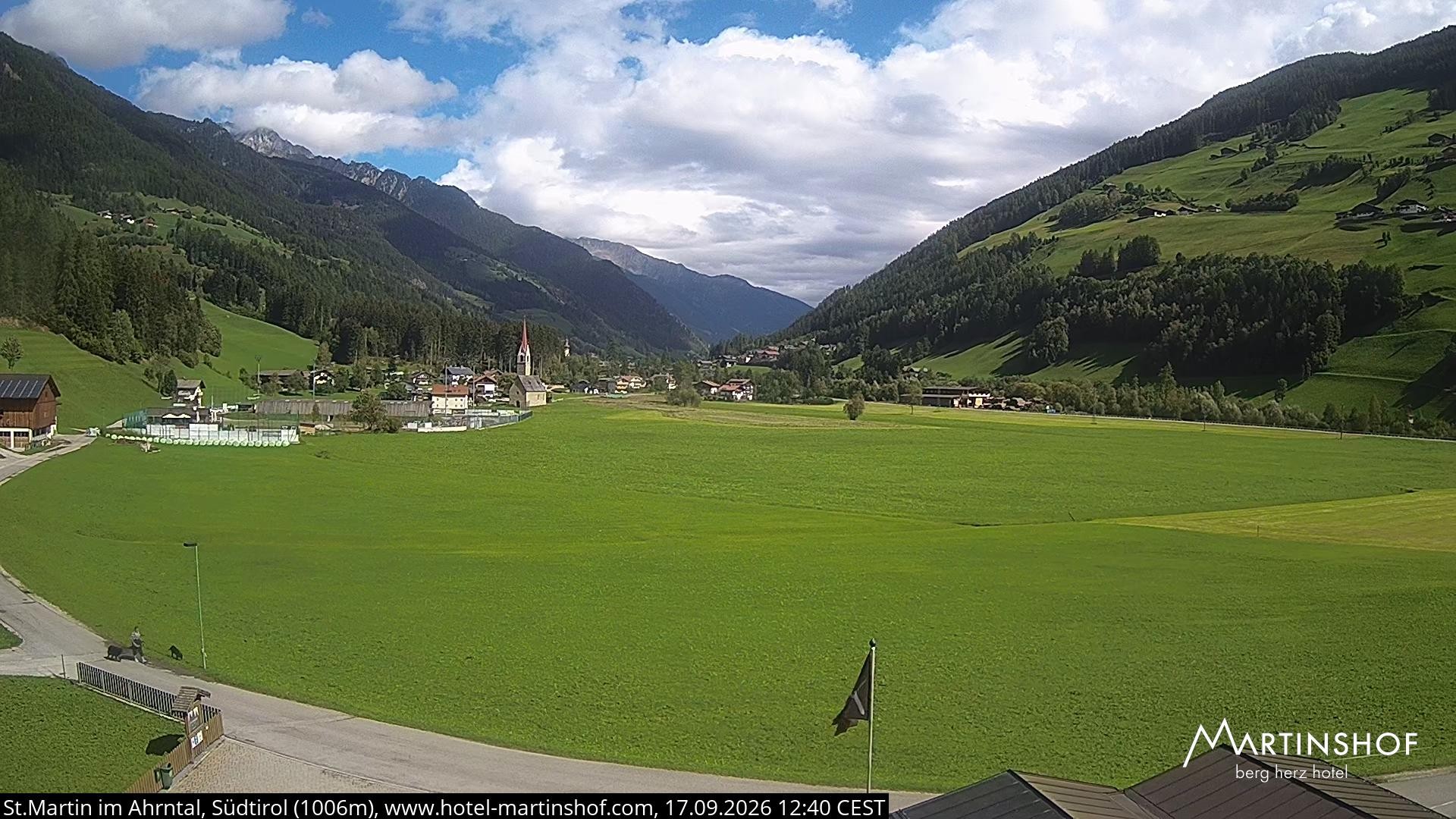 Archiv Foto Webcam Hotel Martinshof - St. Martin im Ahrntal