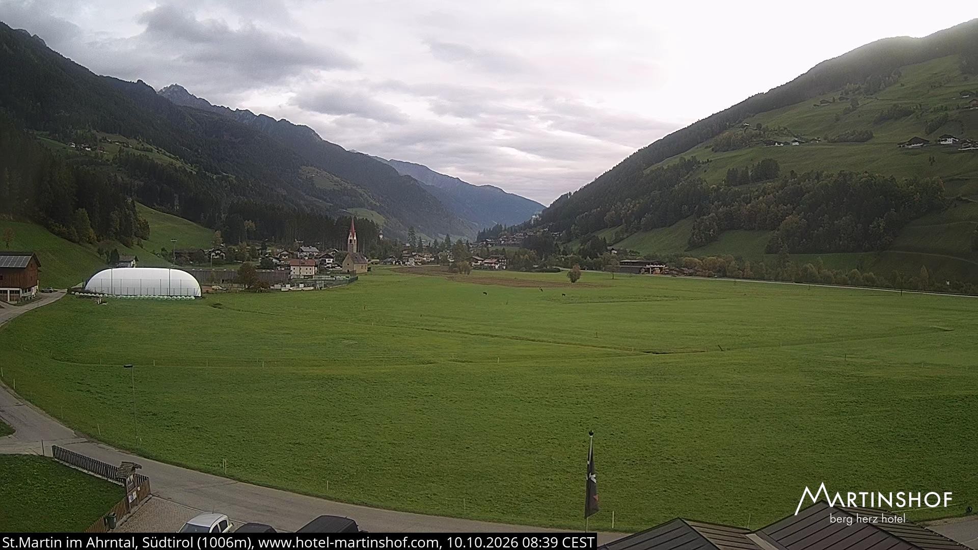 Archived image Webcam Hotel Martinshof - St. Martin - South Tyrol