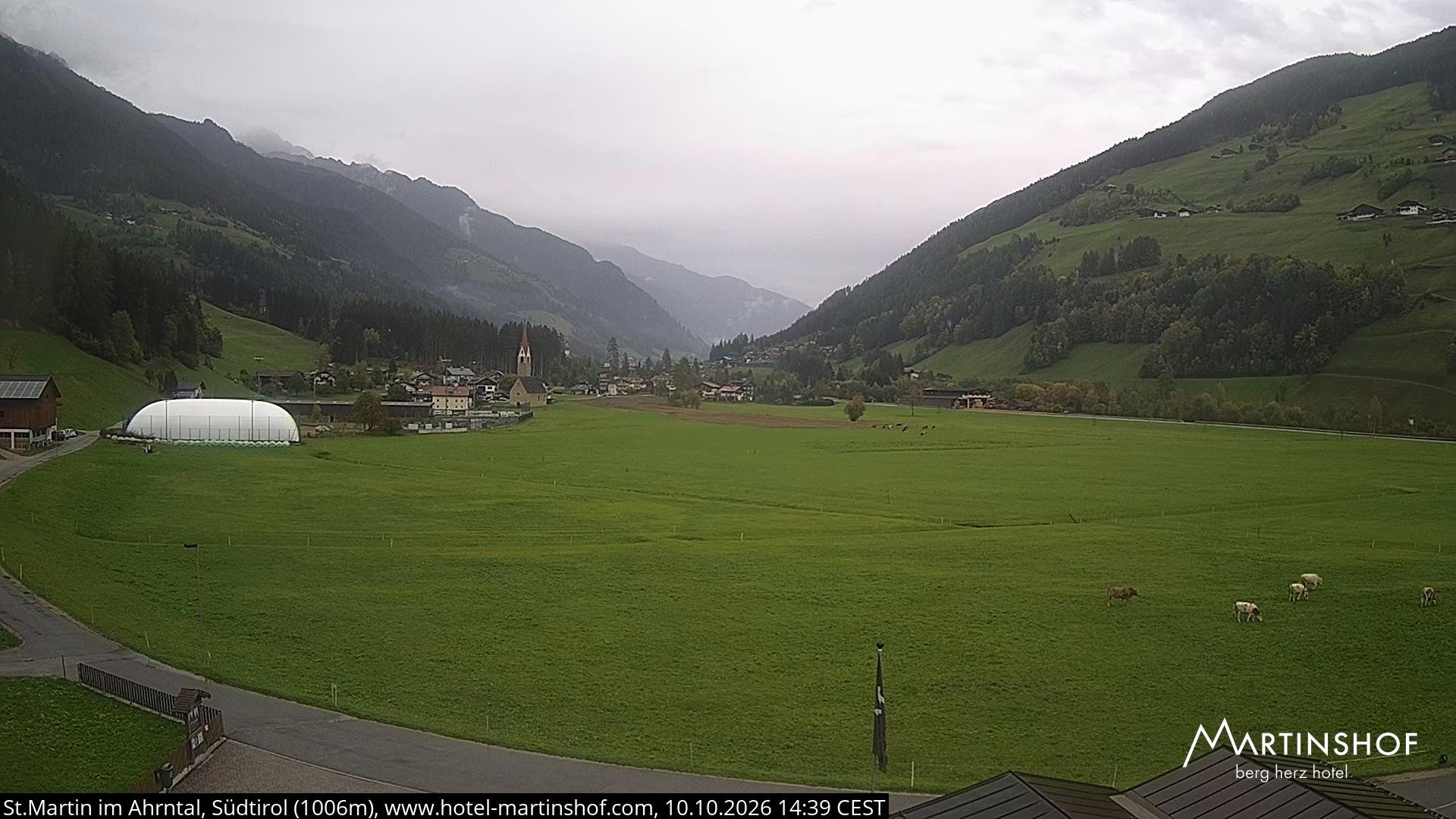 Archived image Webcam Hotel Martinshof - St. Martin - South Tyrol