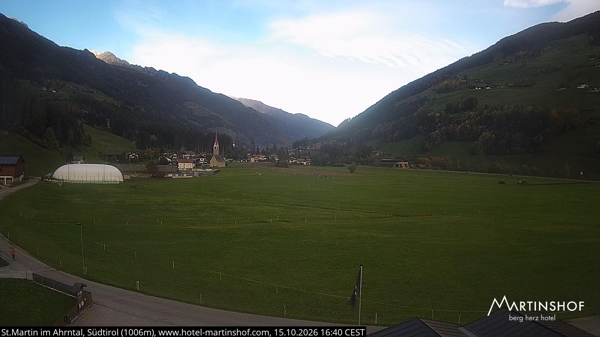 Archived image Webcam Hotel Martinshof - St. Martin - South Tyrol
