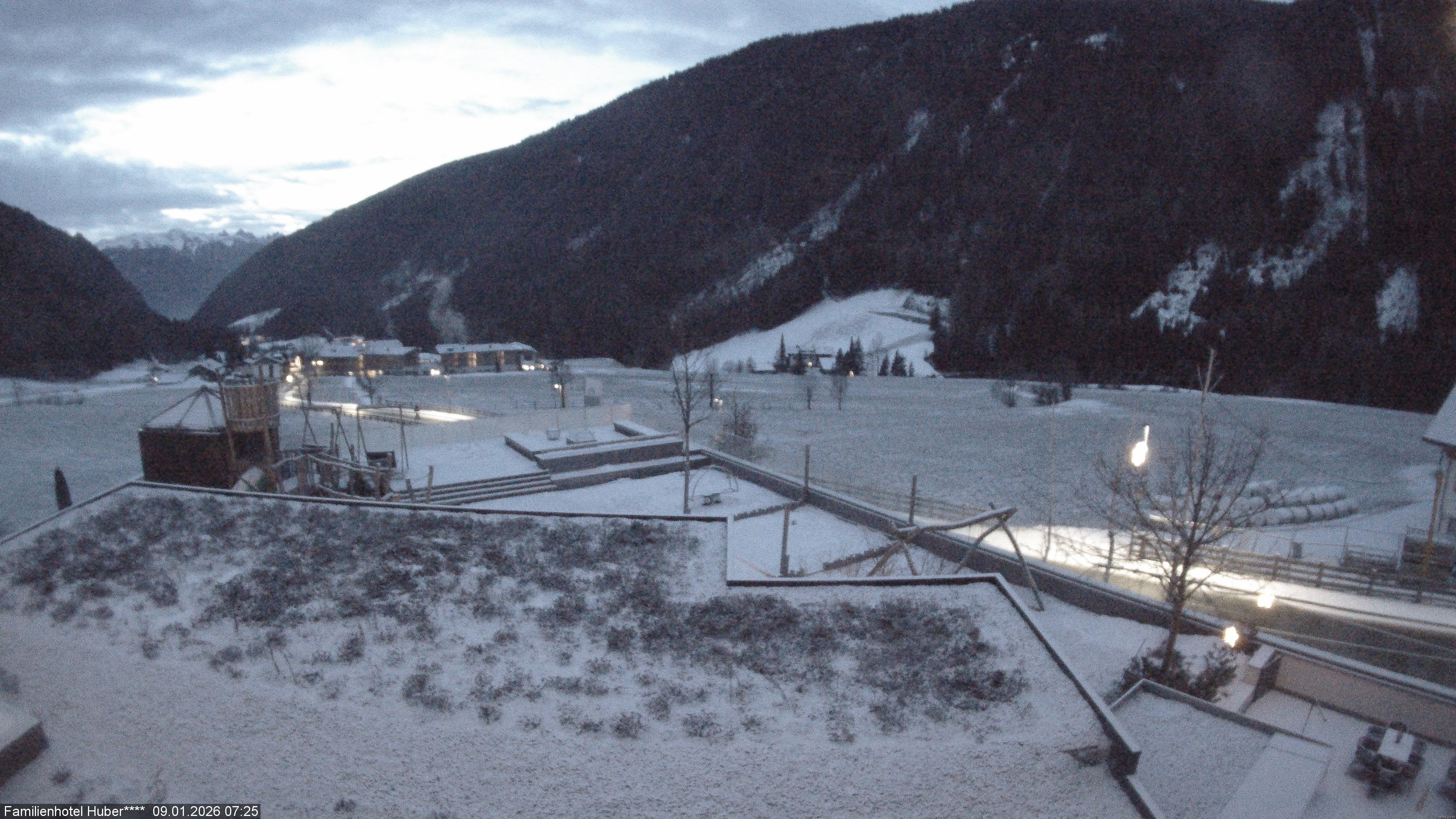 Archived image Webcam Family Hotel Huber (South Tyrol)