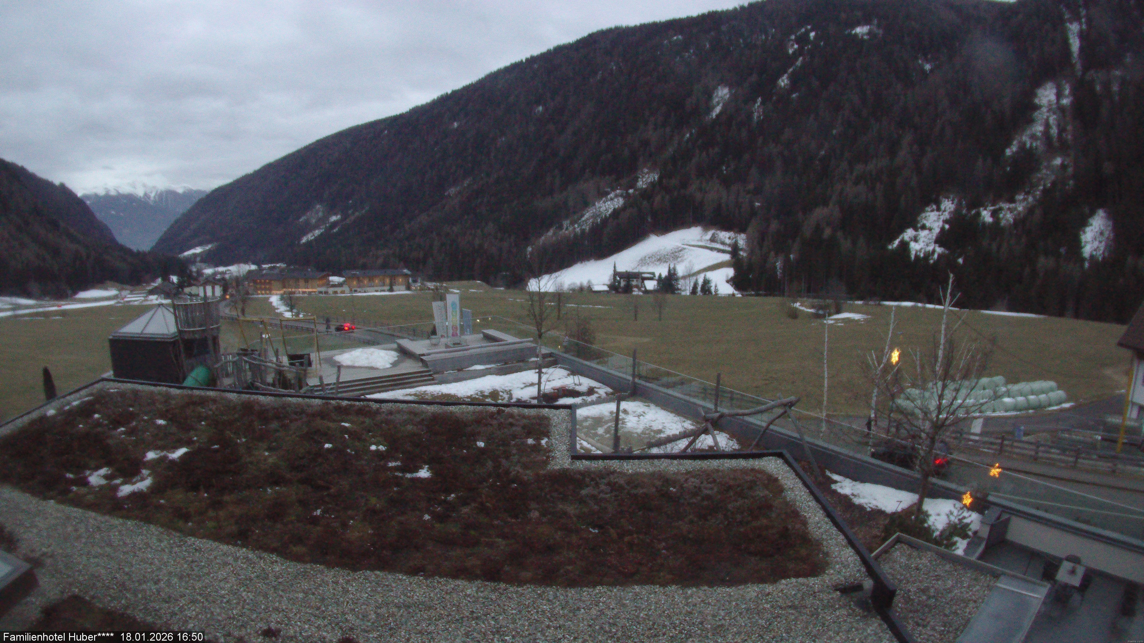 Archiv Foto Webcam Familienhotel Huber - Südtirol
