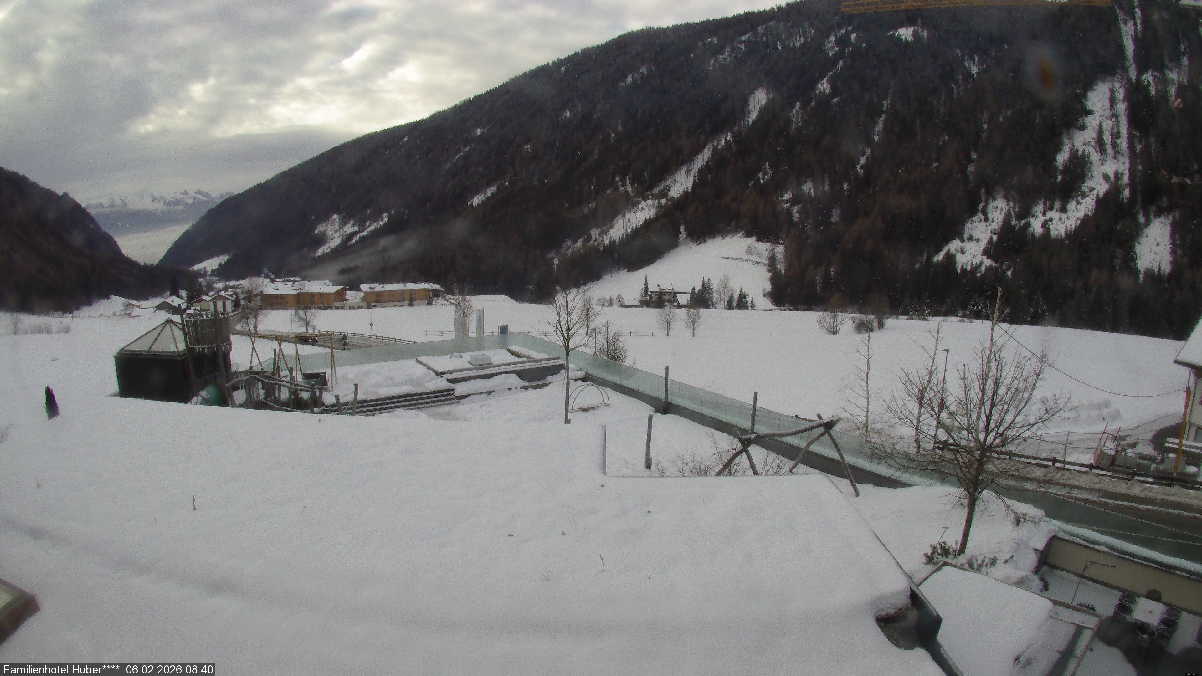 Archived image Webcam Family Hotel Huber (South Tyrol)