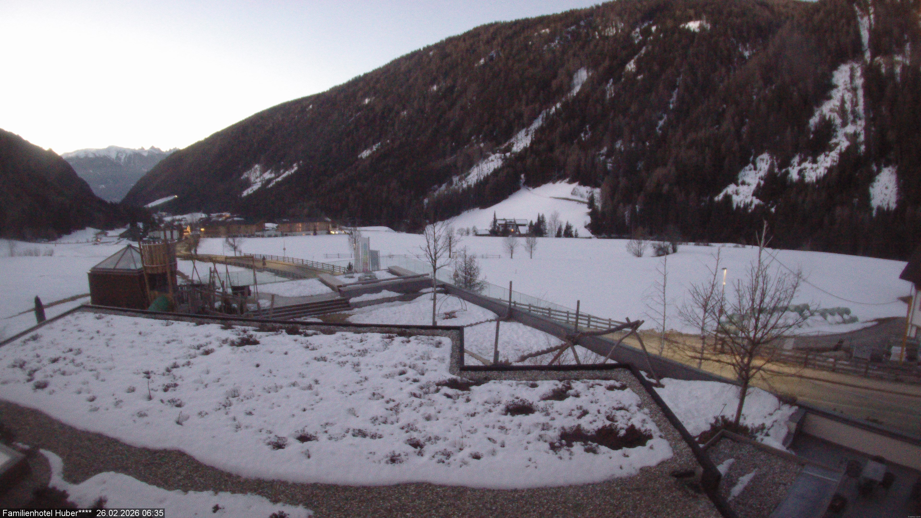 Archived image Webcam Family Hotel Huber (South Tyrol)