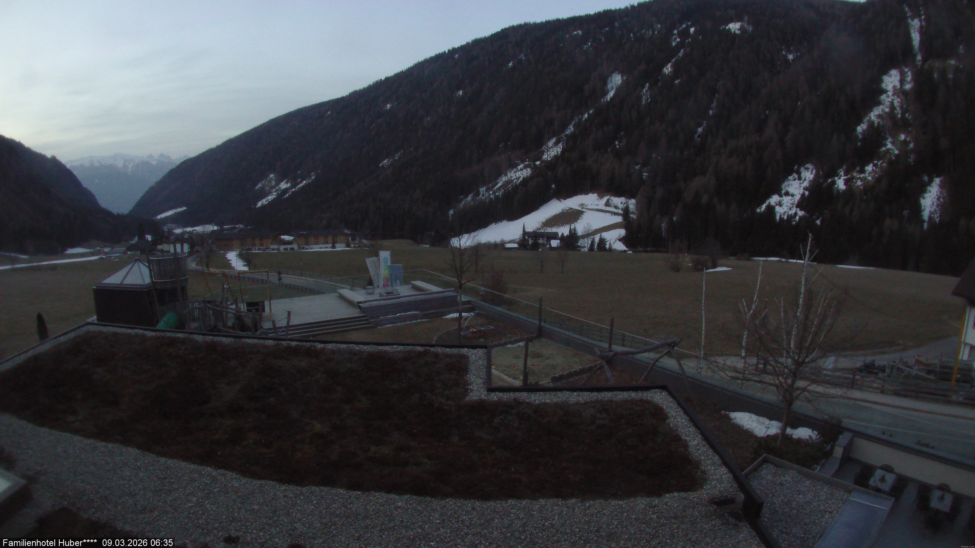 Archiv Foto Webcam Familienhotel Huber - Südtirol