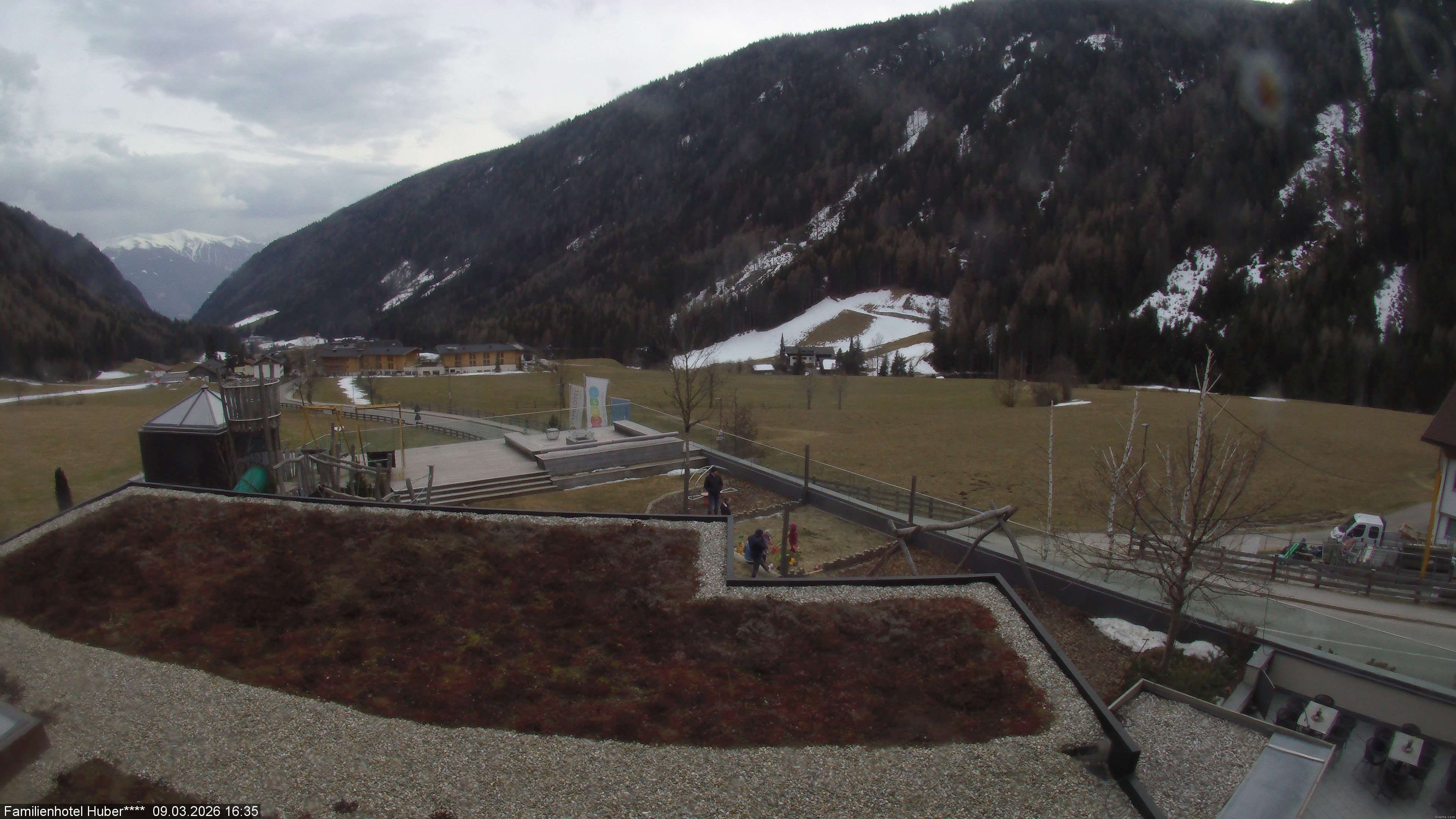 Archiv Foto Webcam Familienhotel Huber - Südtirol