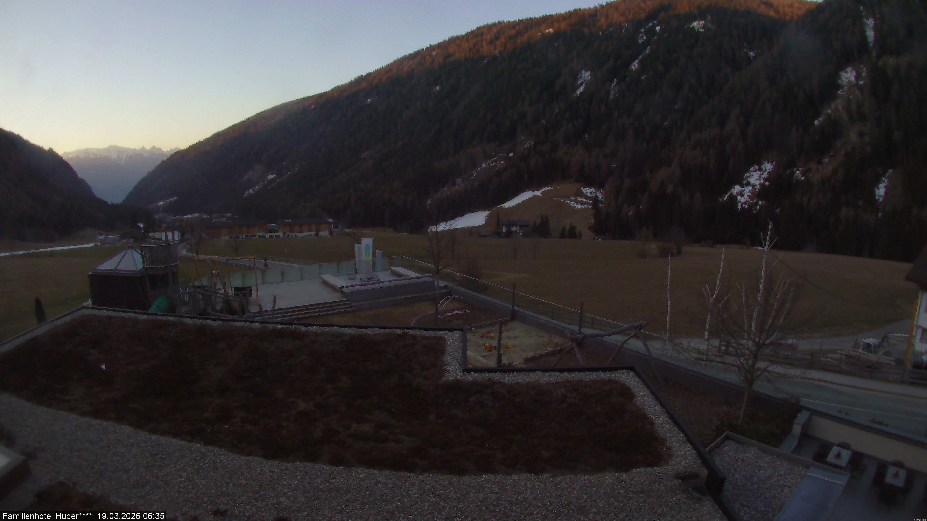 Archiv Foto Webcam Familienhotel Huber - Südtirol