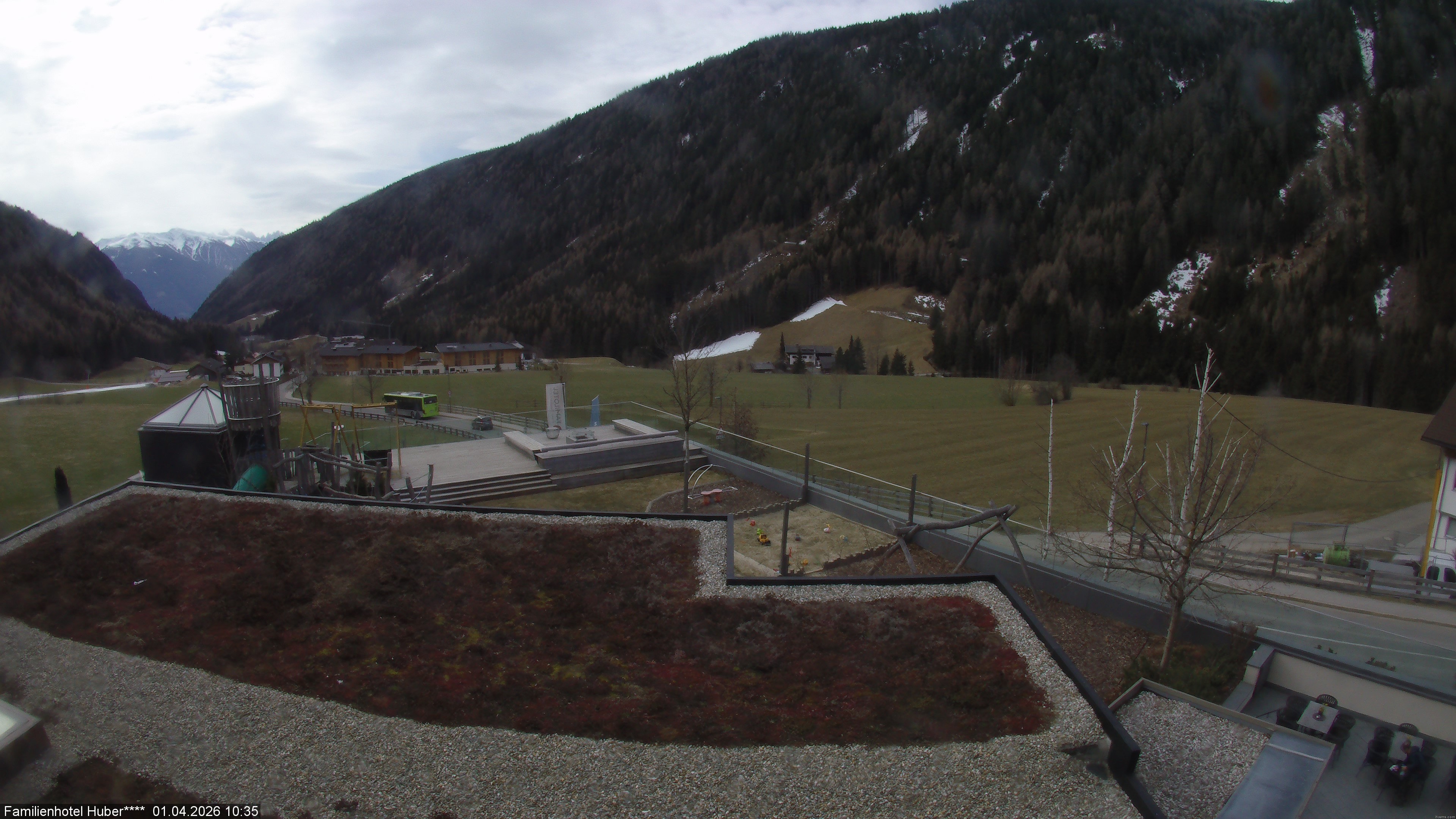 Archived image Webcam Family Hotel Huber (South Tyrol)