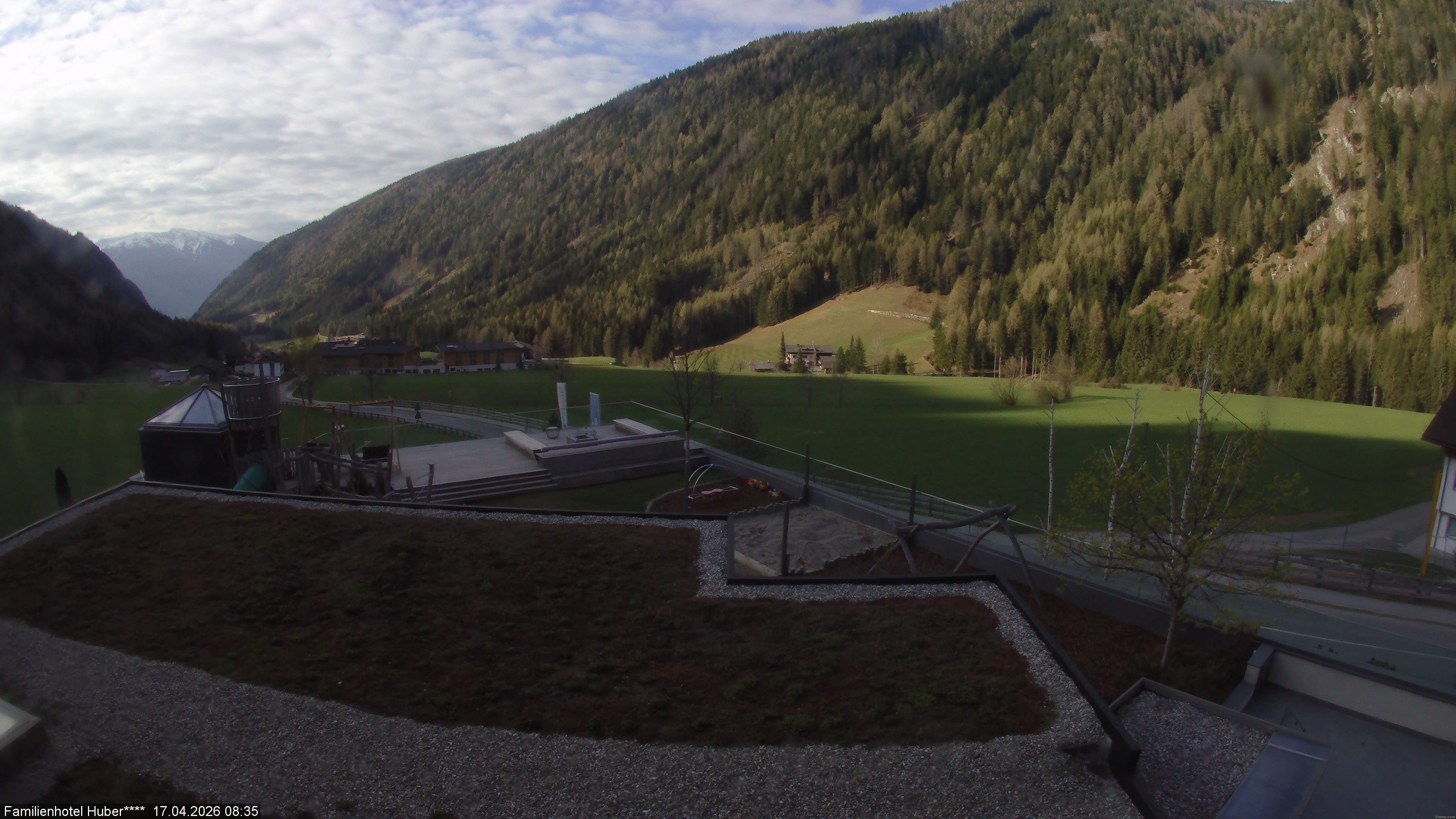 Archived image Webcam Family Hotel Huber (South Tyrol)