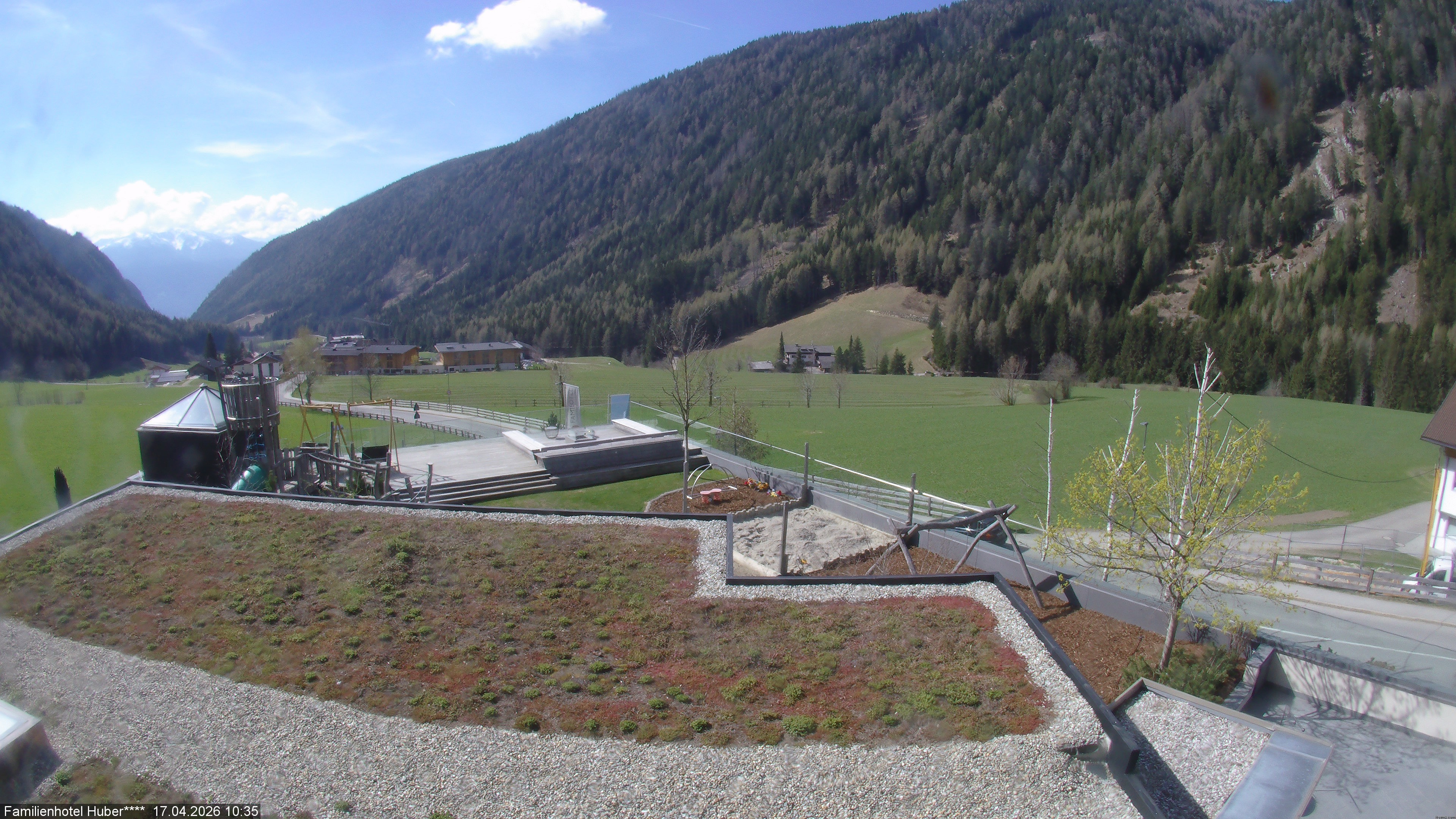 Archived image Webcam Family Hotel Huber (South Tyrol)