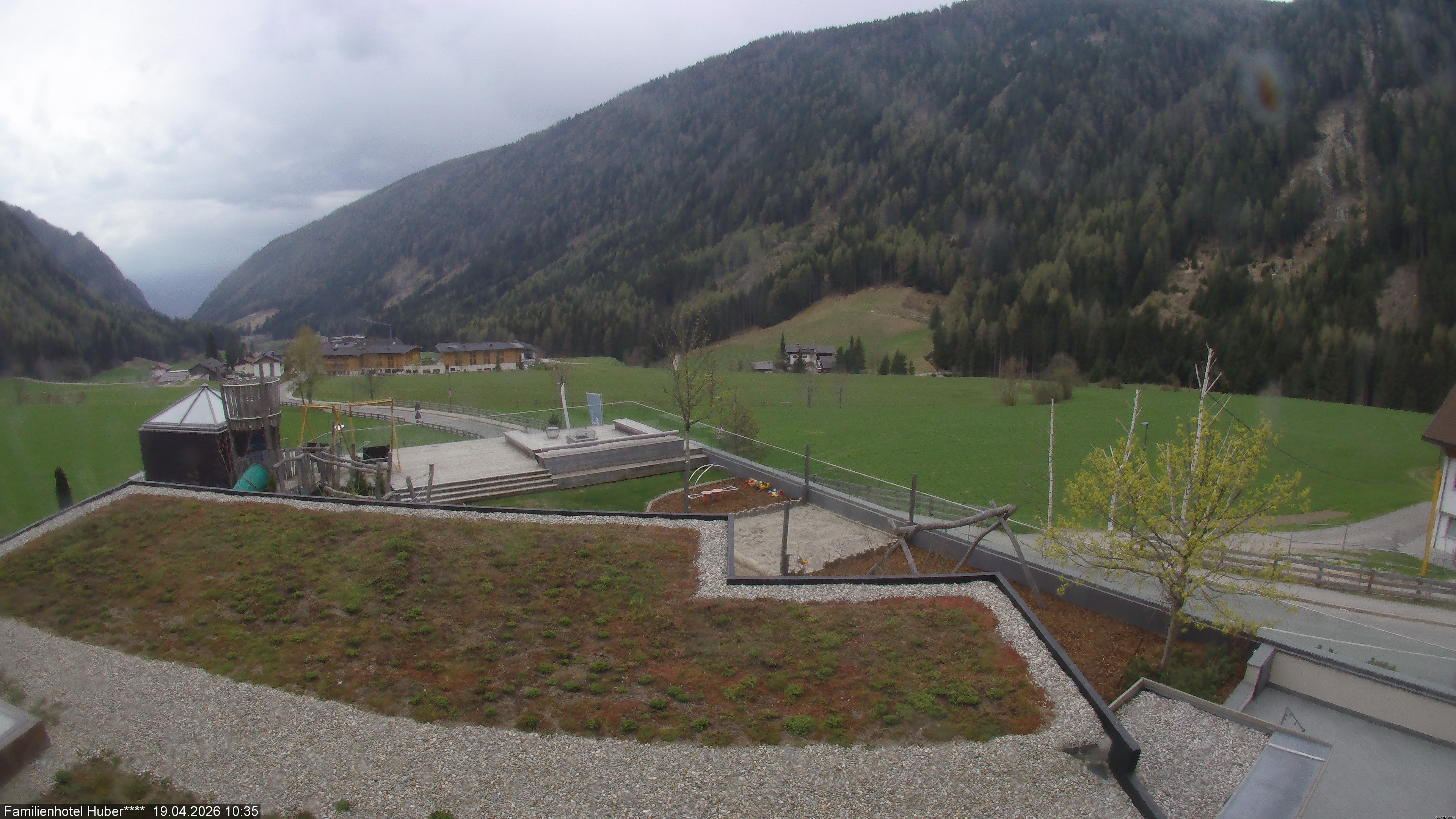 Archived image Webcam Family Hotel Huber (South Tyrol)