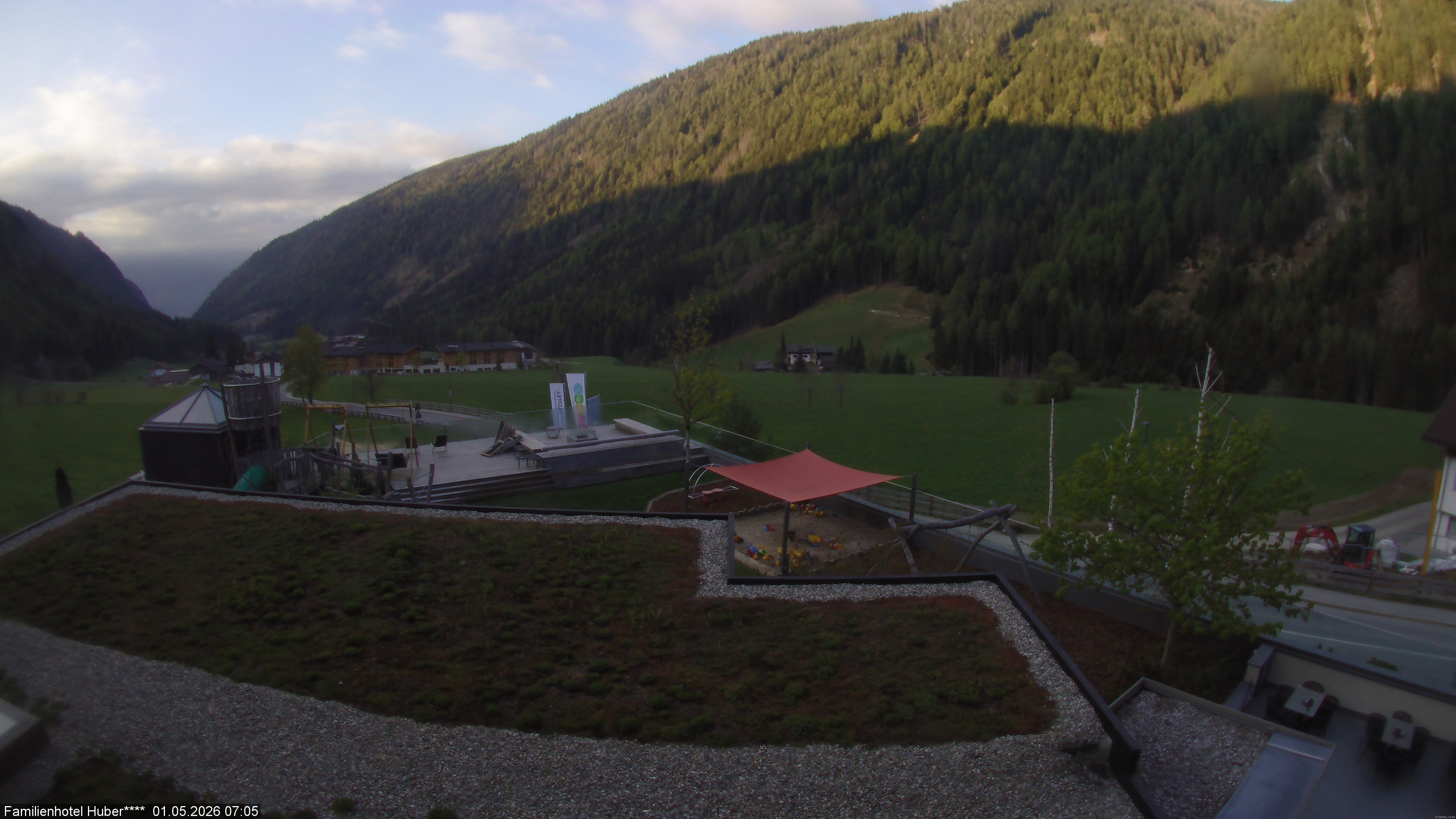 Archiv Foto Webcam Familienhotel Huber - Südtirol