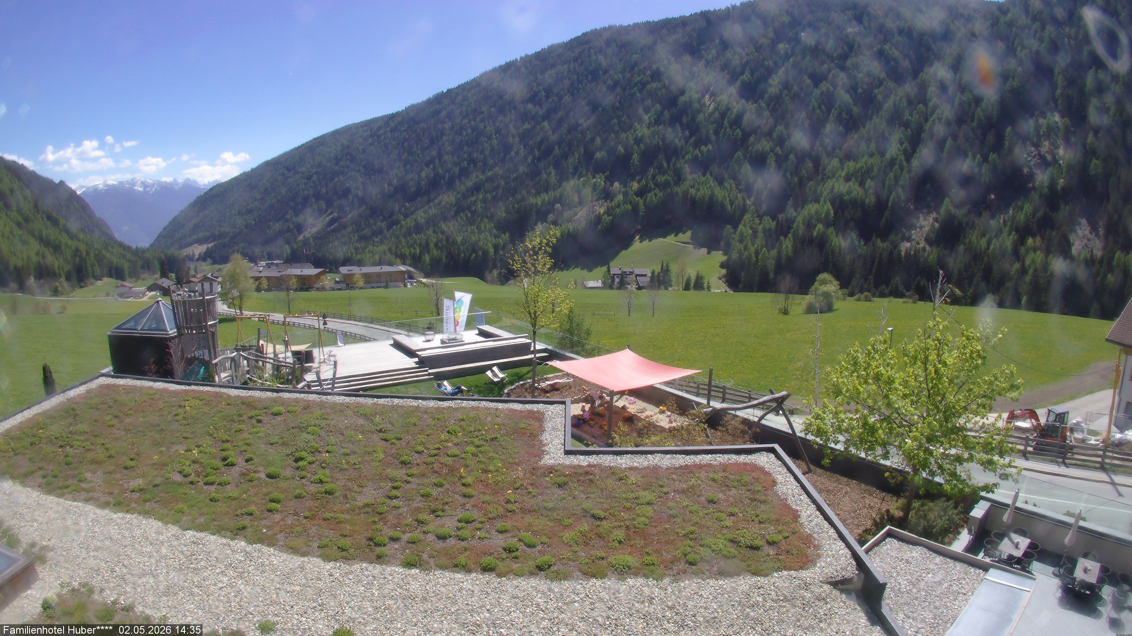Archived image Webcam Family Hotel Huber (South Tyrol)