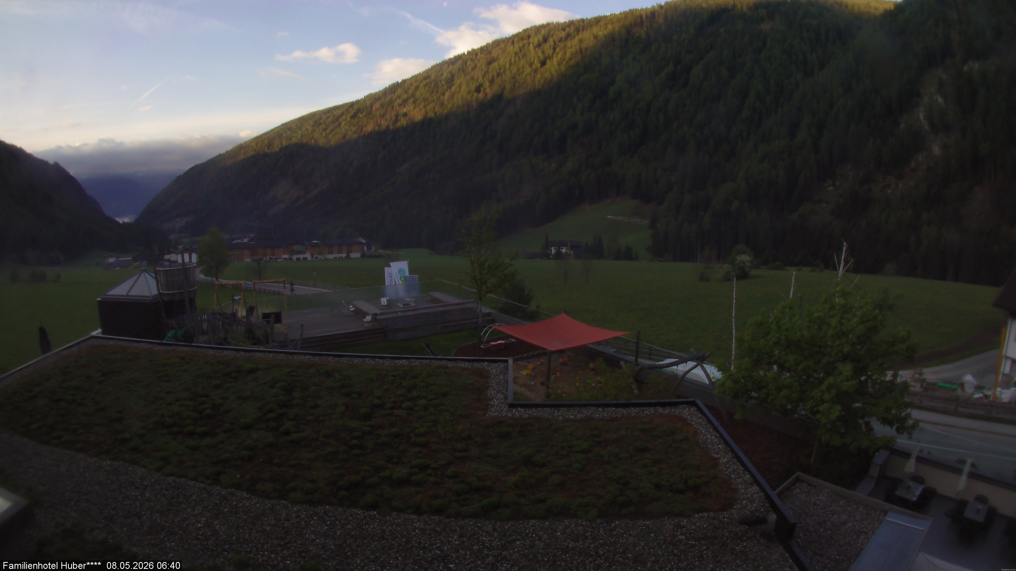 Archived image Webcam Family Hotel Huber (South Tyrol)