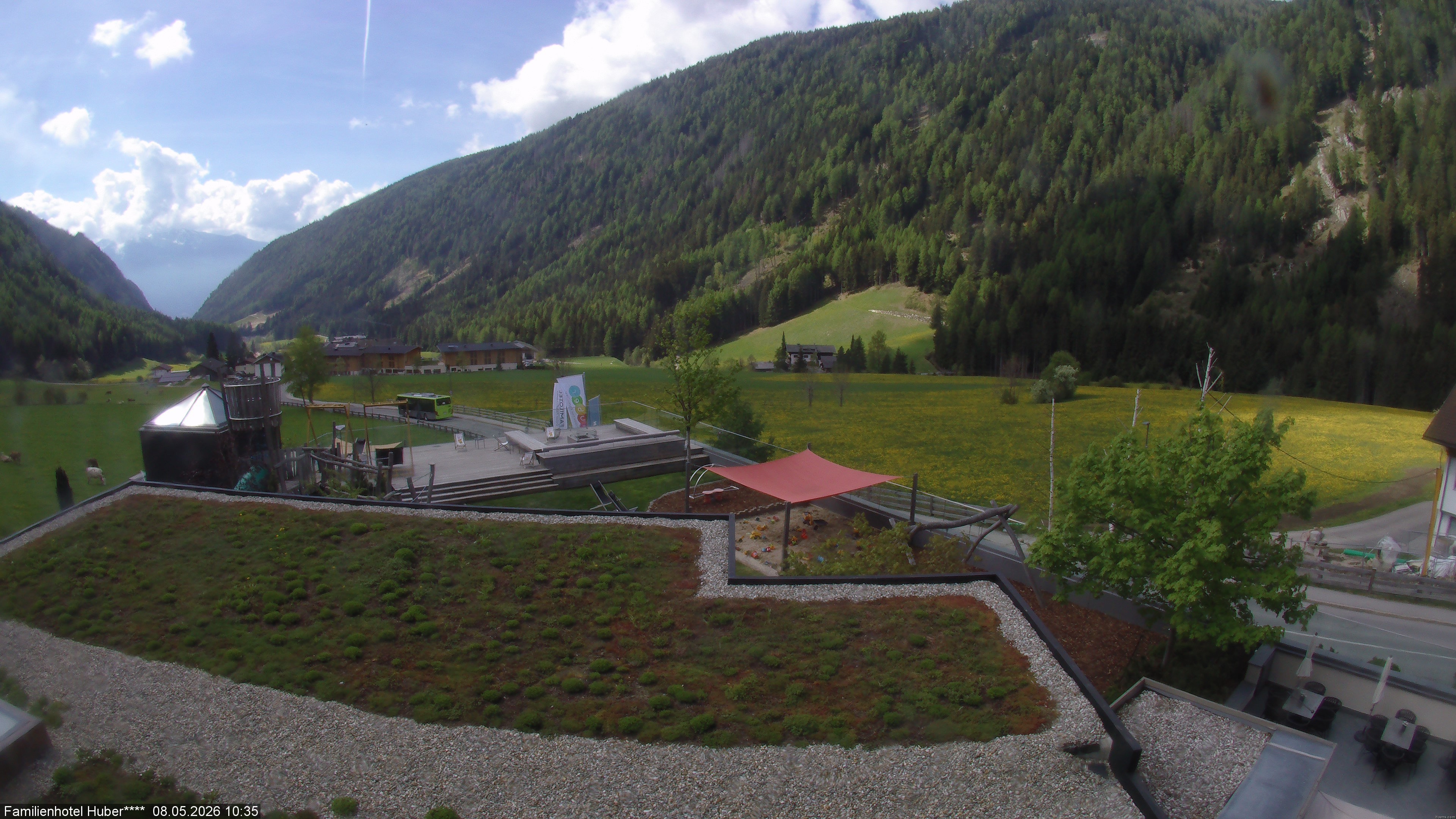 Archived image Webcam Family Hotel Huber (South Tyrol)