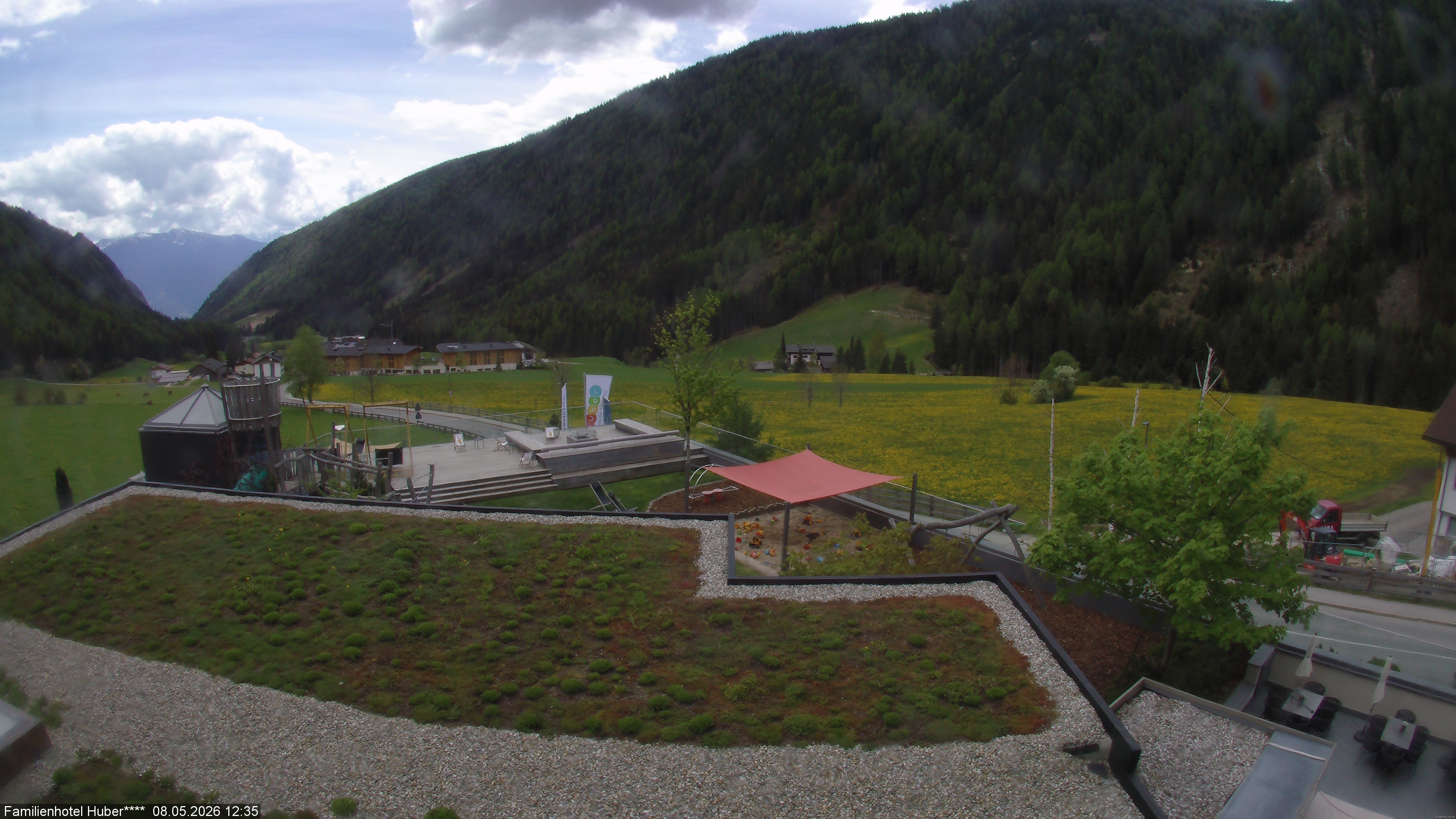 Archived image Webcam Family Hotel Huber (South Tyrol)