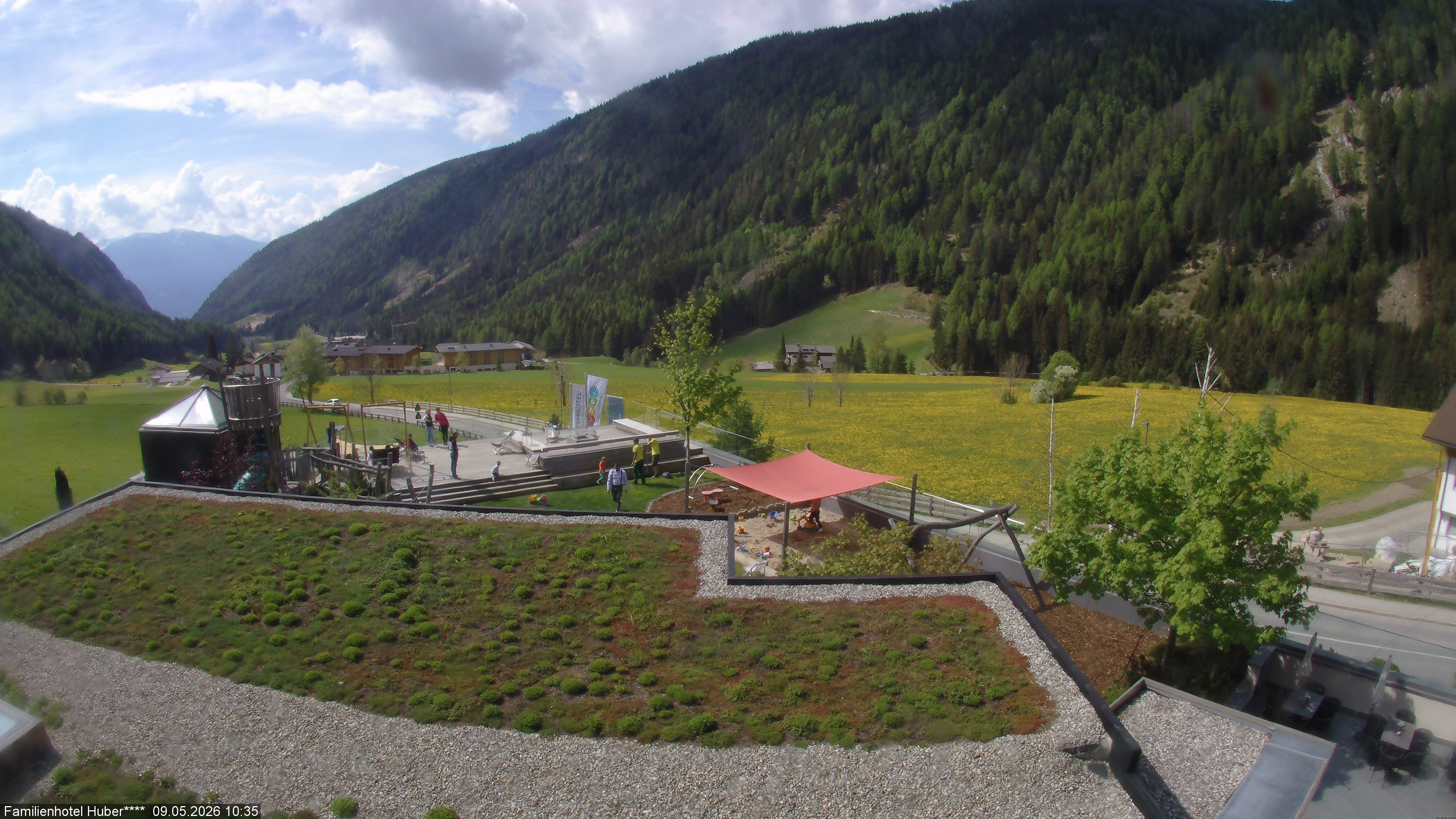 Archived image Webcam Family Hotel Huber (South Tyrol)