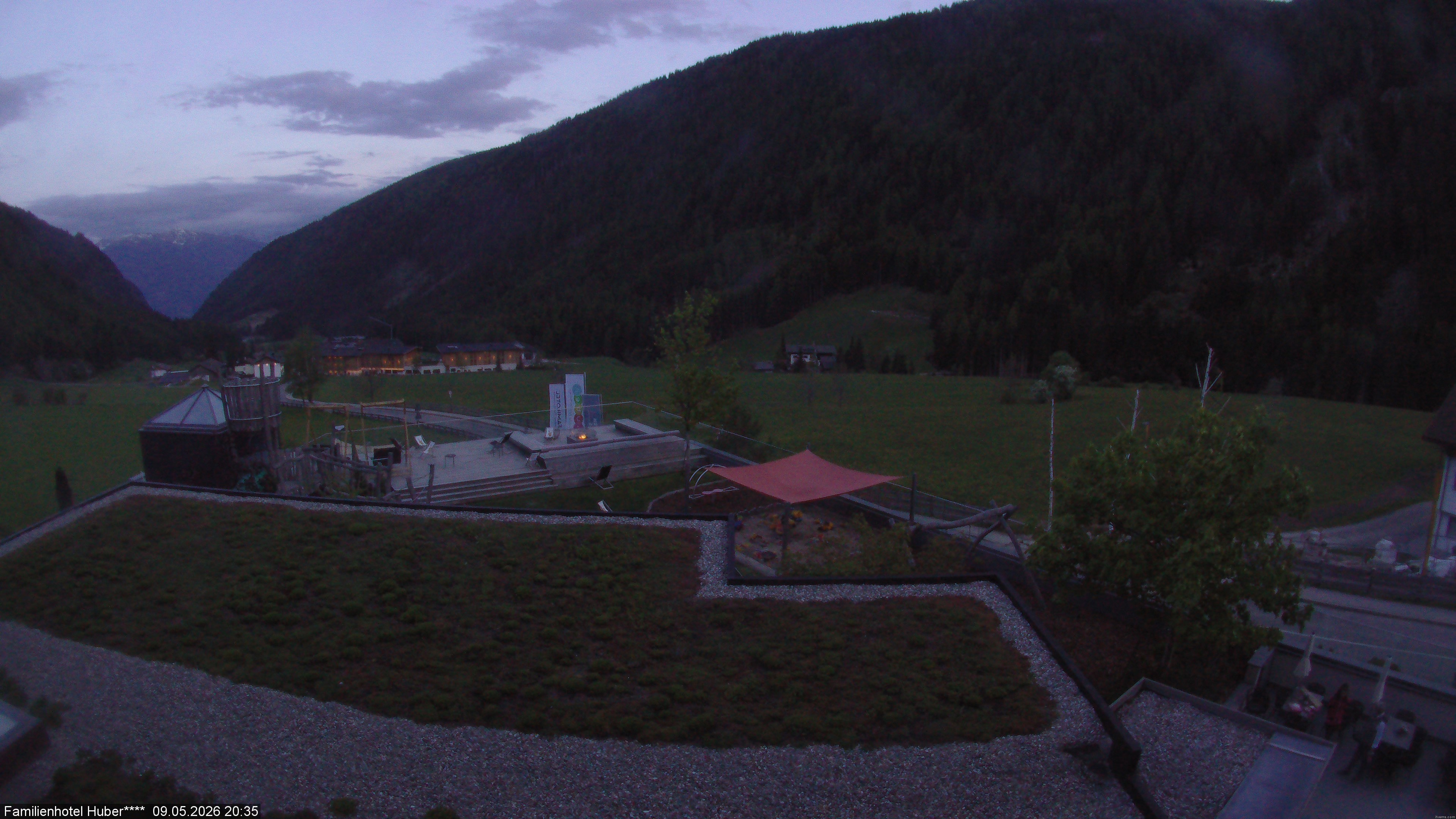 Archived image Webcam Family Hotel Huber (South Tyrol)