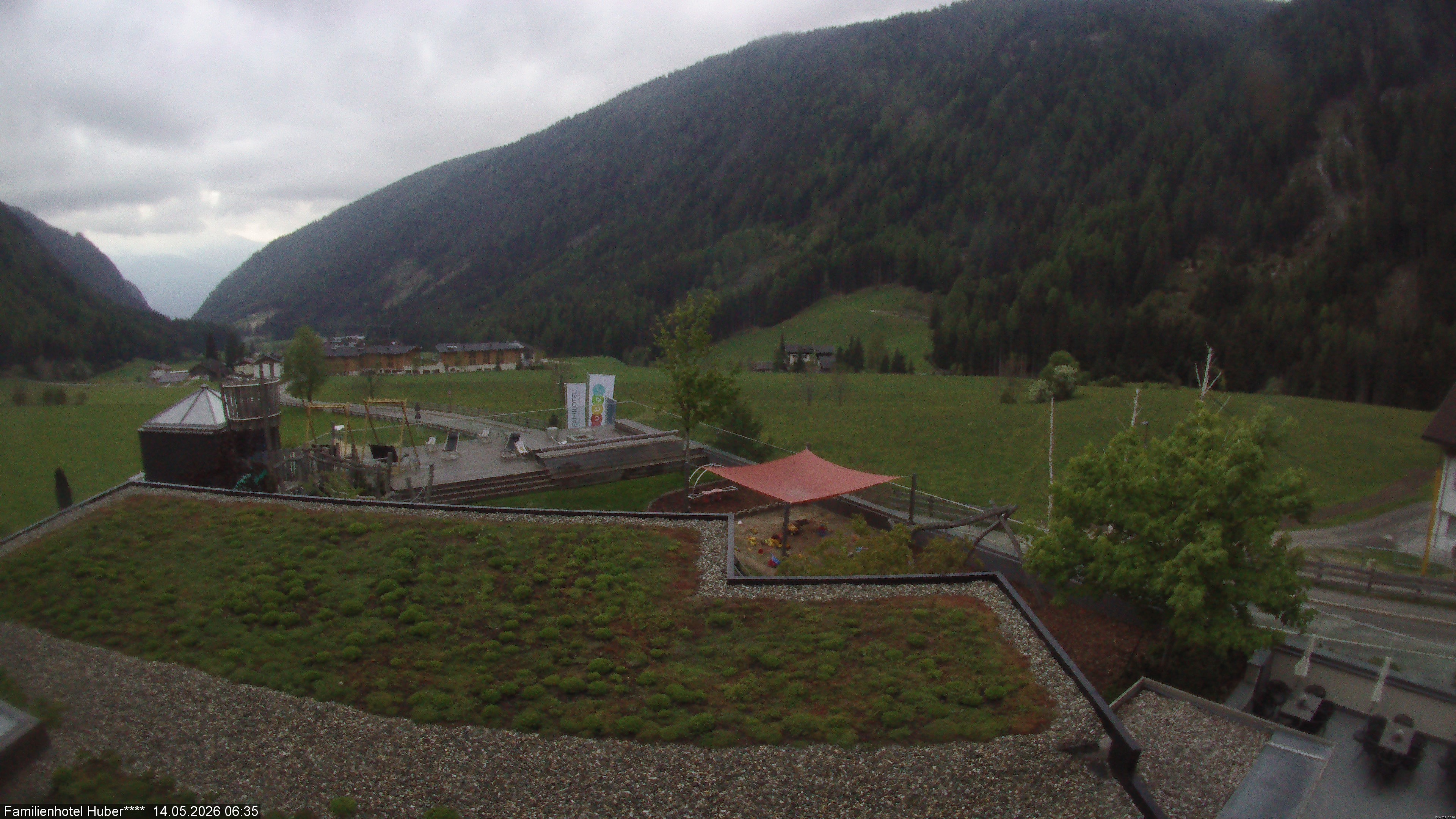 Archiv Foto Webcam Familienhotel Huber - Südtirol