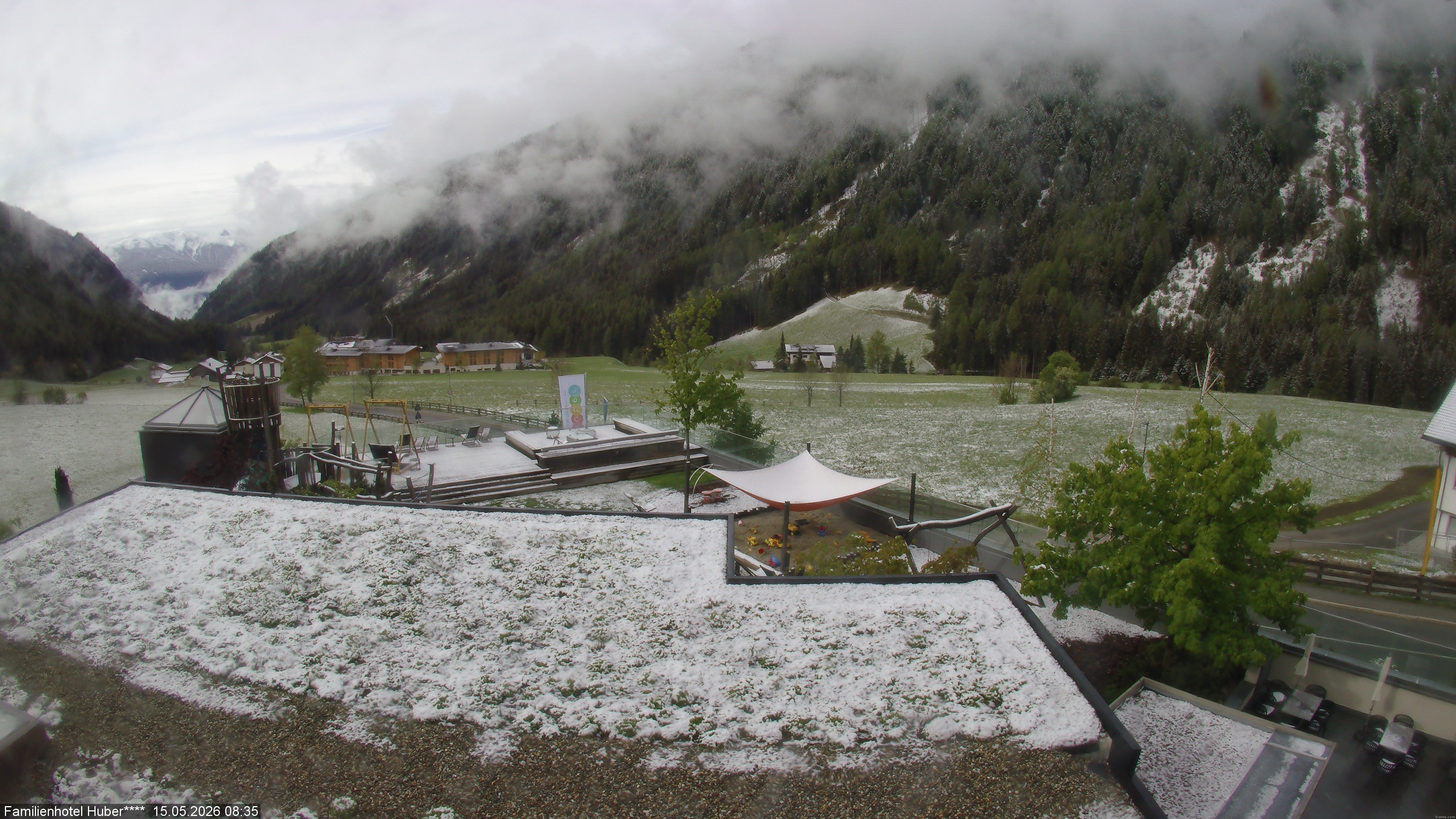 Archived image Webcam Family Hotel Huber (South Tyrol)
