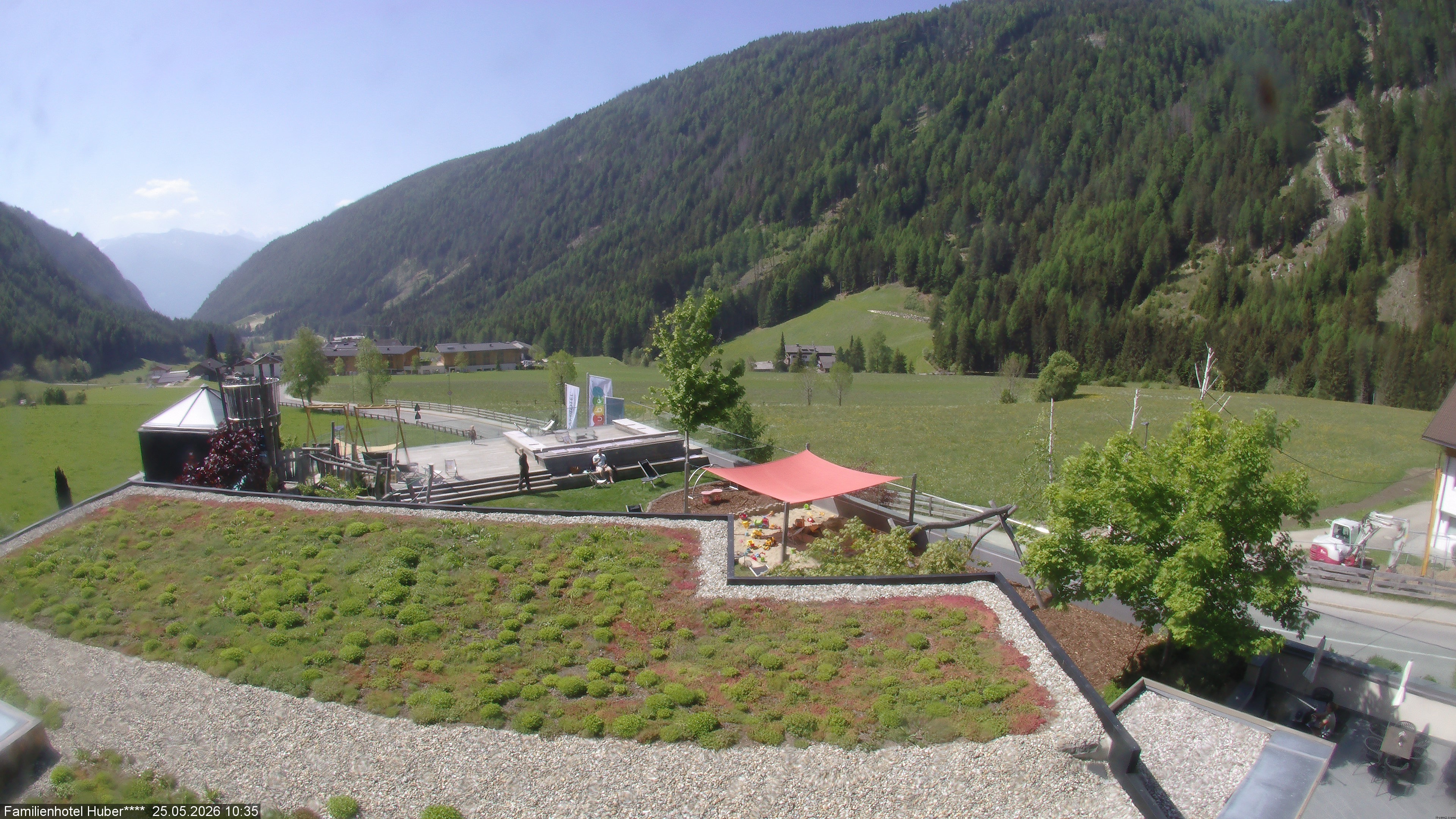 Archived image Webcam Family Hotel Huber (South Tyrol)