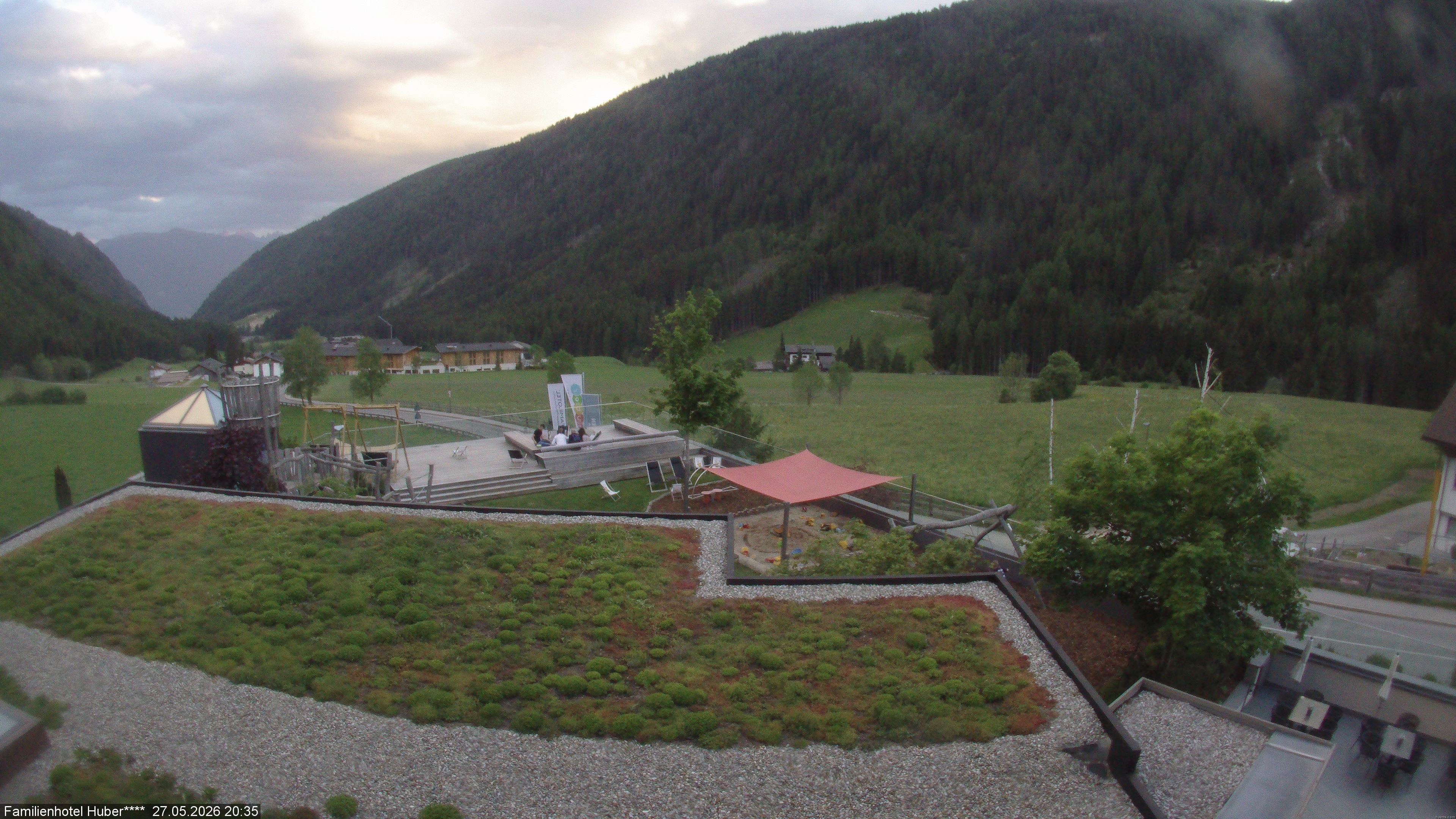 Archived image Webcam Family Hotel Huber (South Tyrol)