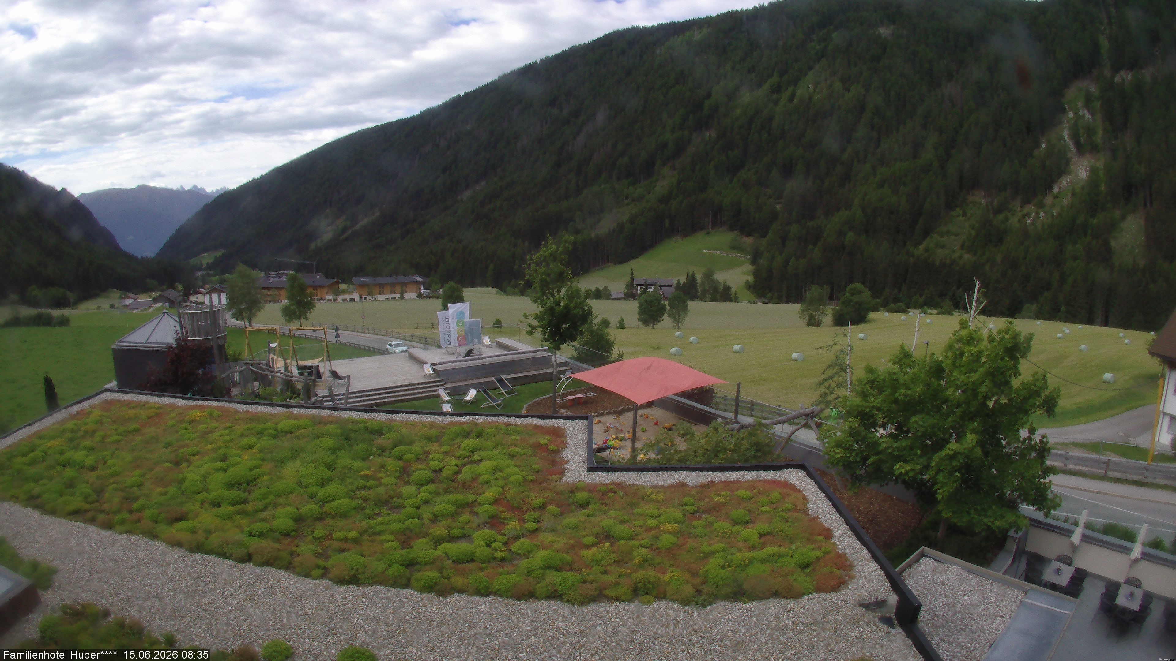 Archived image Webcam Family Hotel Huber (South Tyrol)