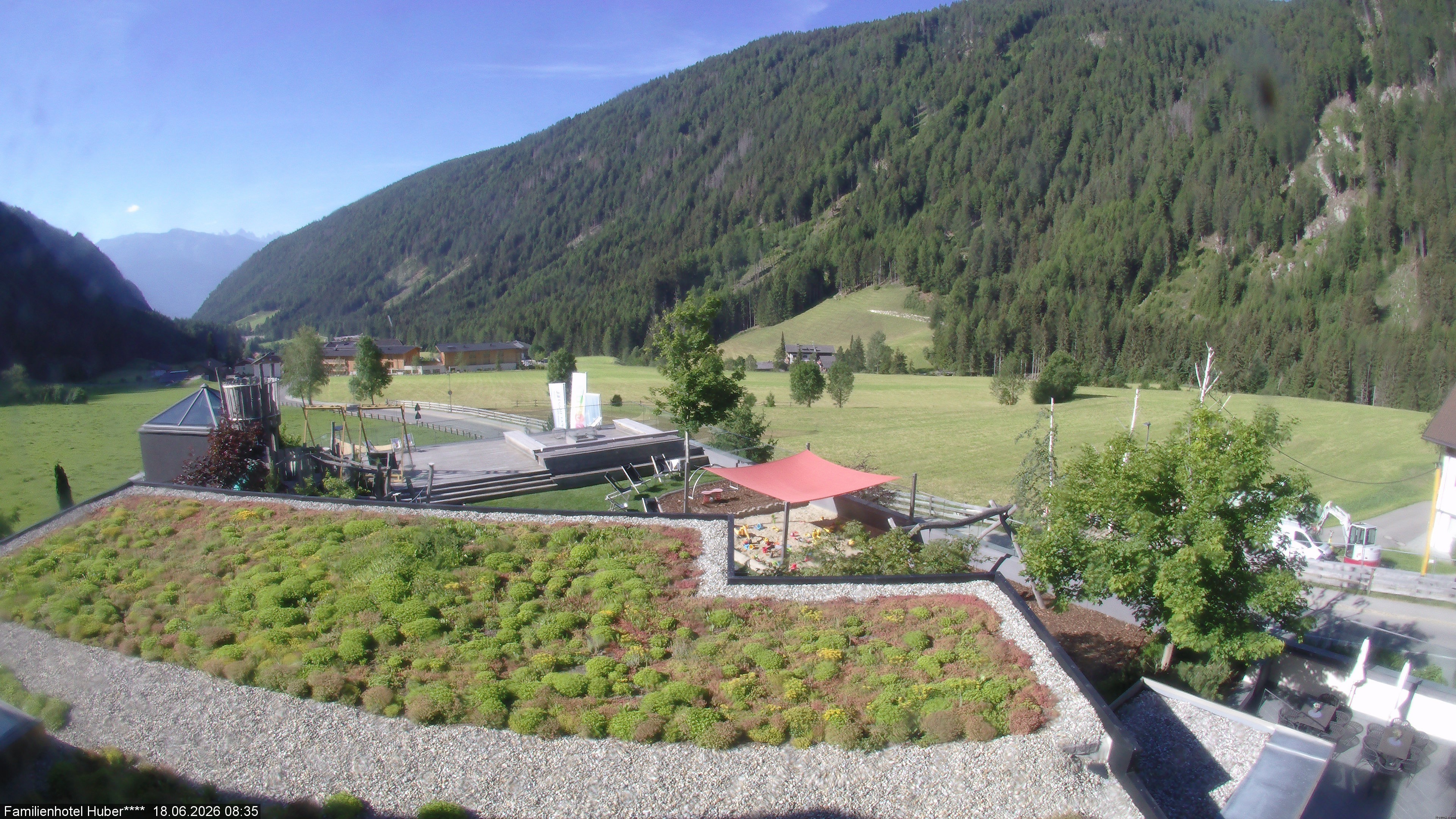 Archived image Webcam Family Hotel Huber (South Tyrol)