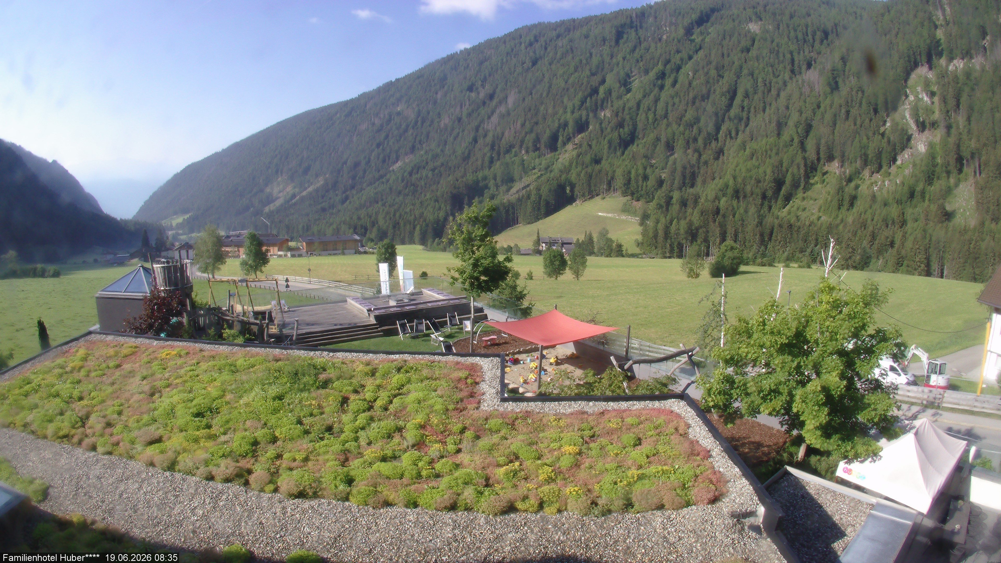 Archived image Webcam Family Hotel Huber (South Tyrol)