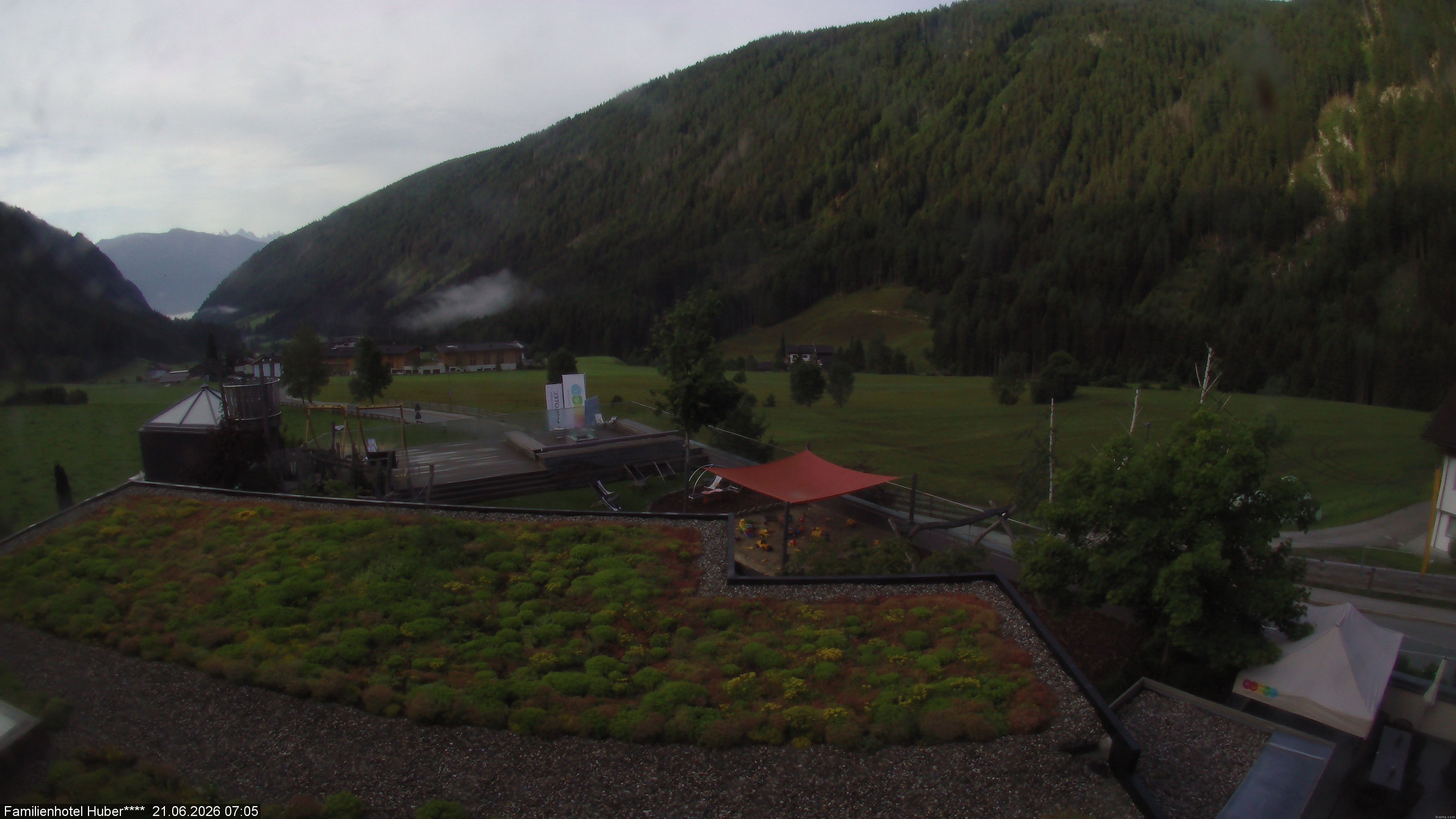 Archived image Webcam Family Hotel Huber (South Tyrol)