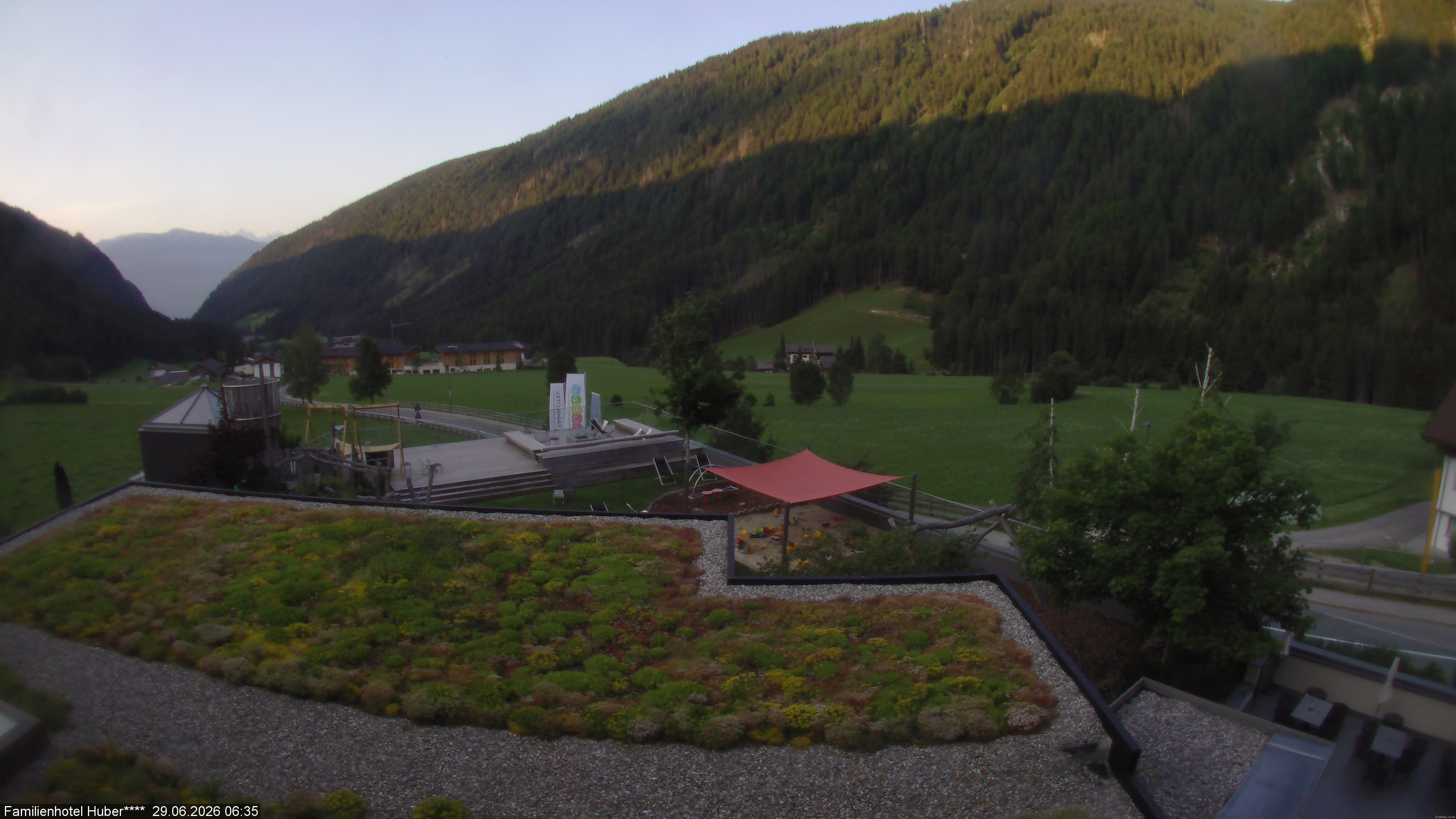 Archived image Webcam Family Hotel Huber (South Tyrol)
