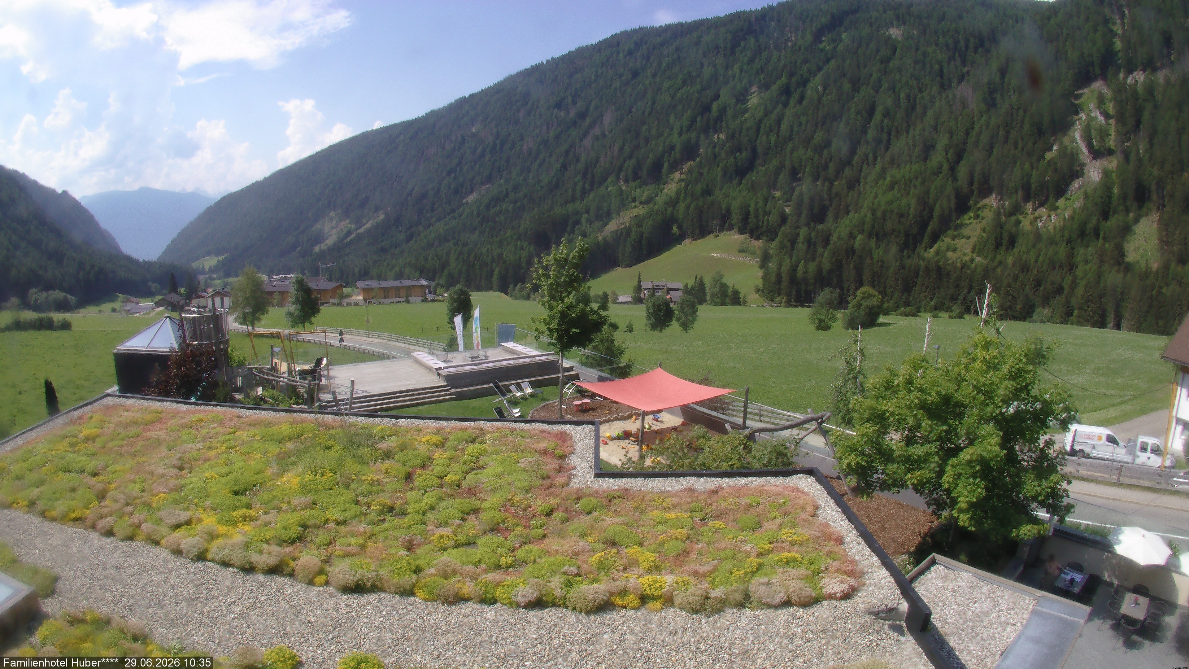 Archived image Webcam Family Hotel Huber (South Tyrol)