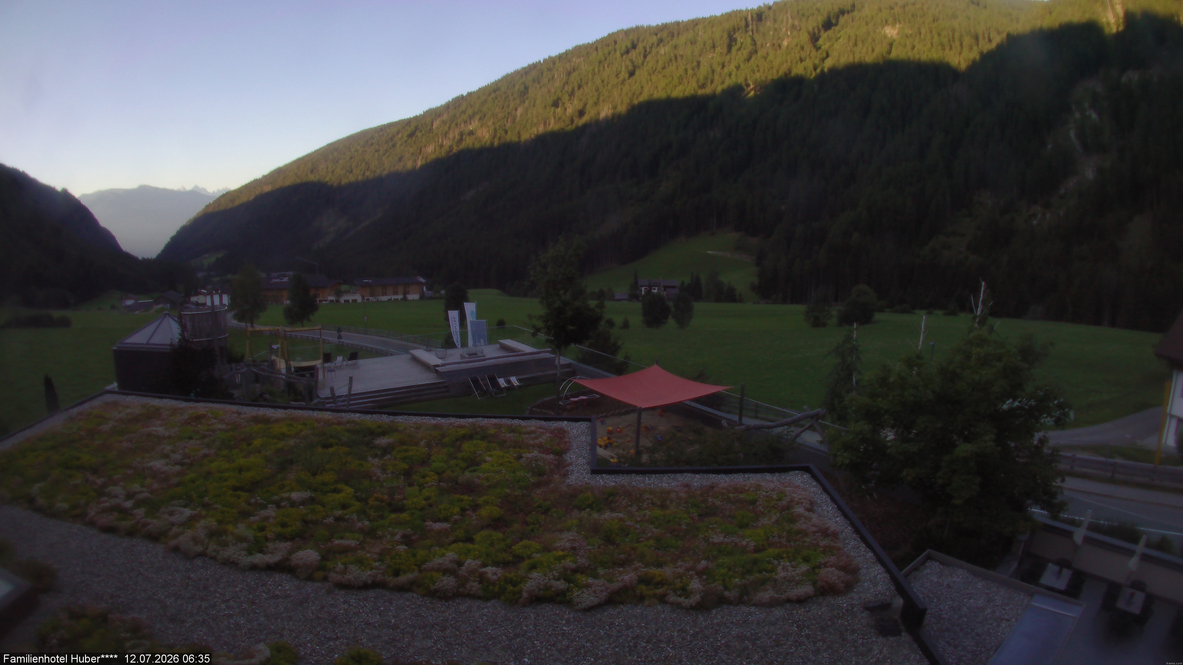Archived image Webcam Family Hotel Huber (South Tyrol)