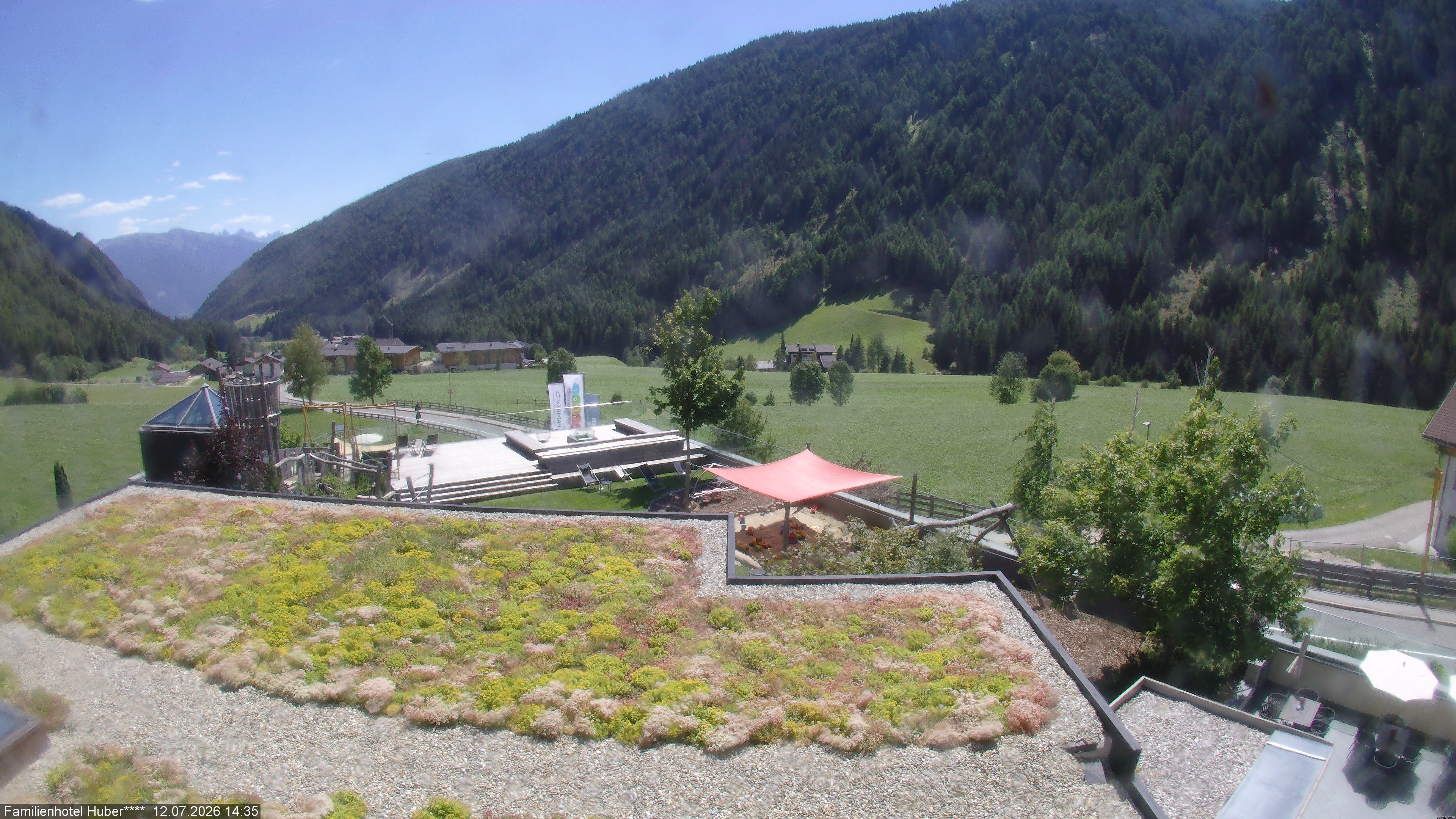Archived image Webcam Family Hotel Huber (South Tyrol)