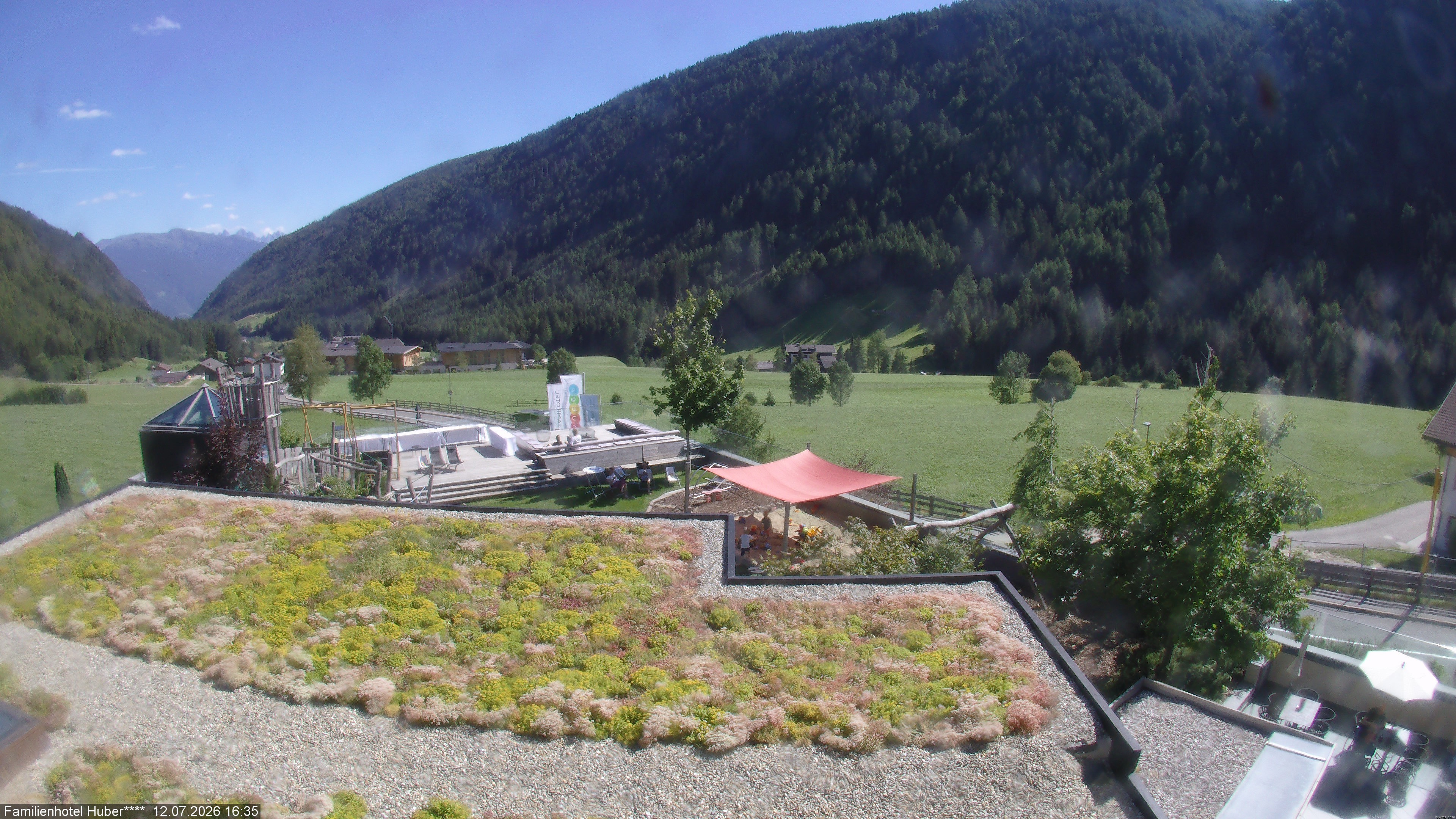 Archived image Webcam Family Hotel Huber (South Tyrol)