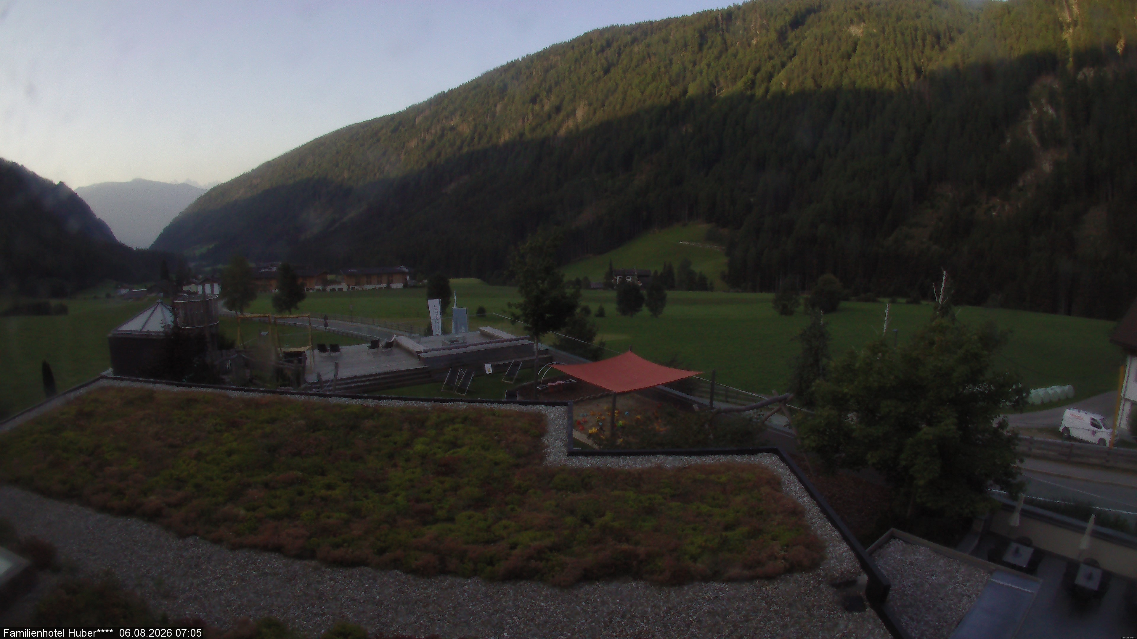 Archived image Webcam Family Hotel Huber (South Tyrol)