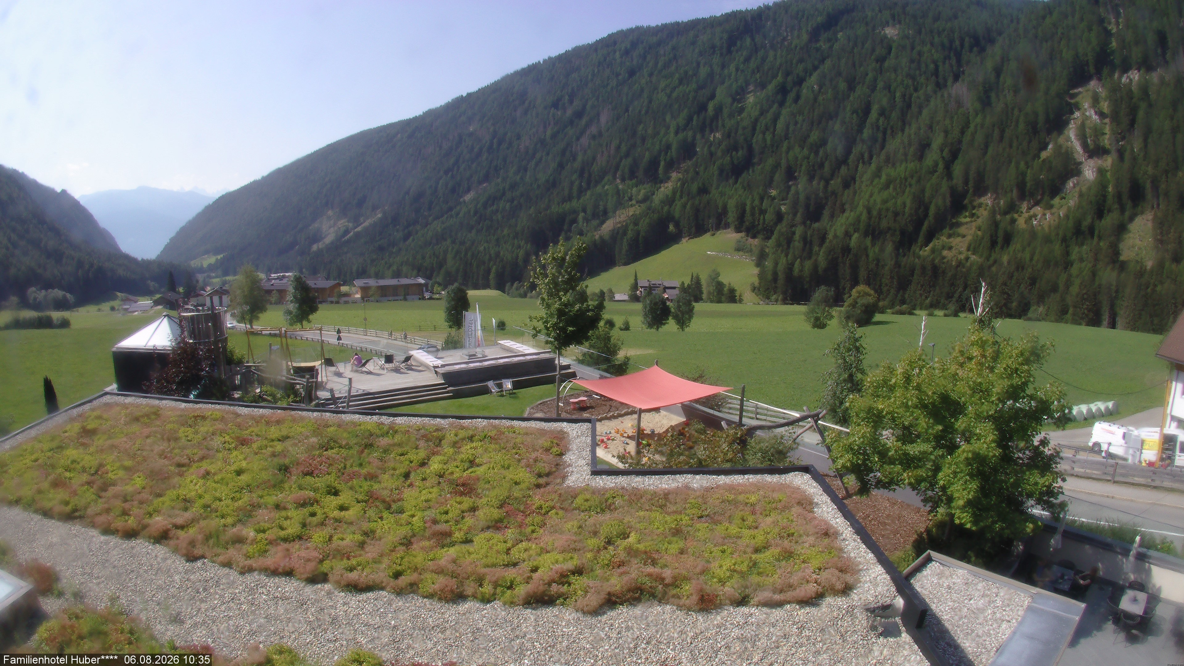 Archived image Webcam Family Hotel Huber (South Tyrol)