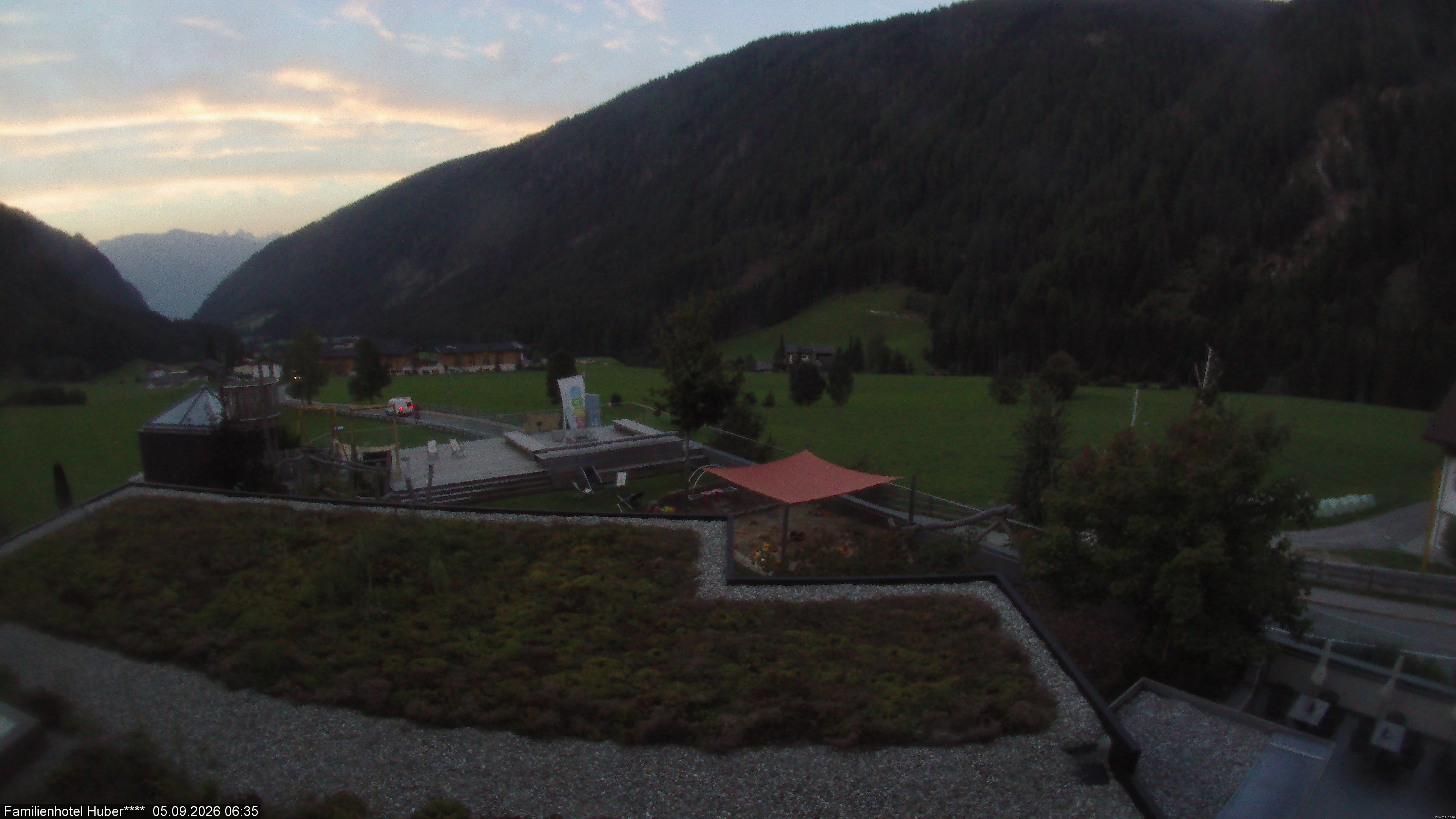 Archiv Foto Webcam Familienhotel Huber - Südtirol