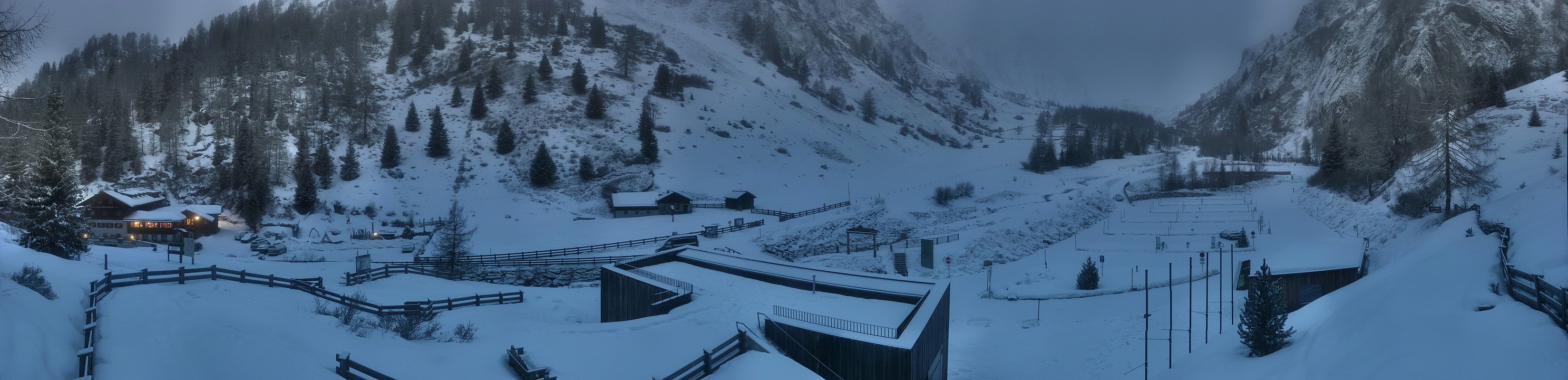 Archiv Foto Webcam Kalser Glocknerstraße - der Weg zum königlichen Ausblick